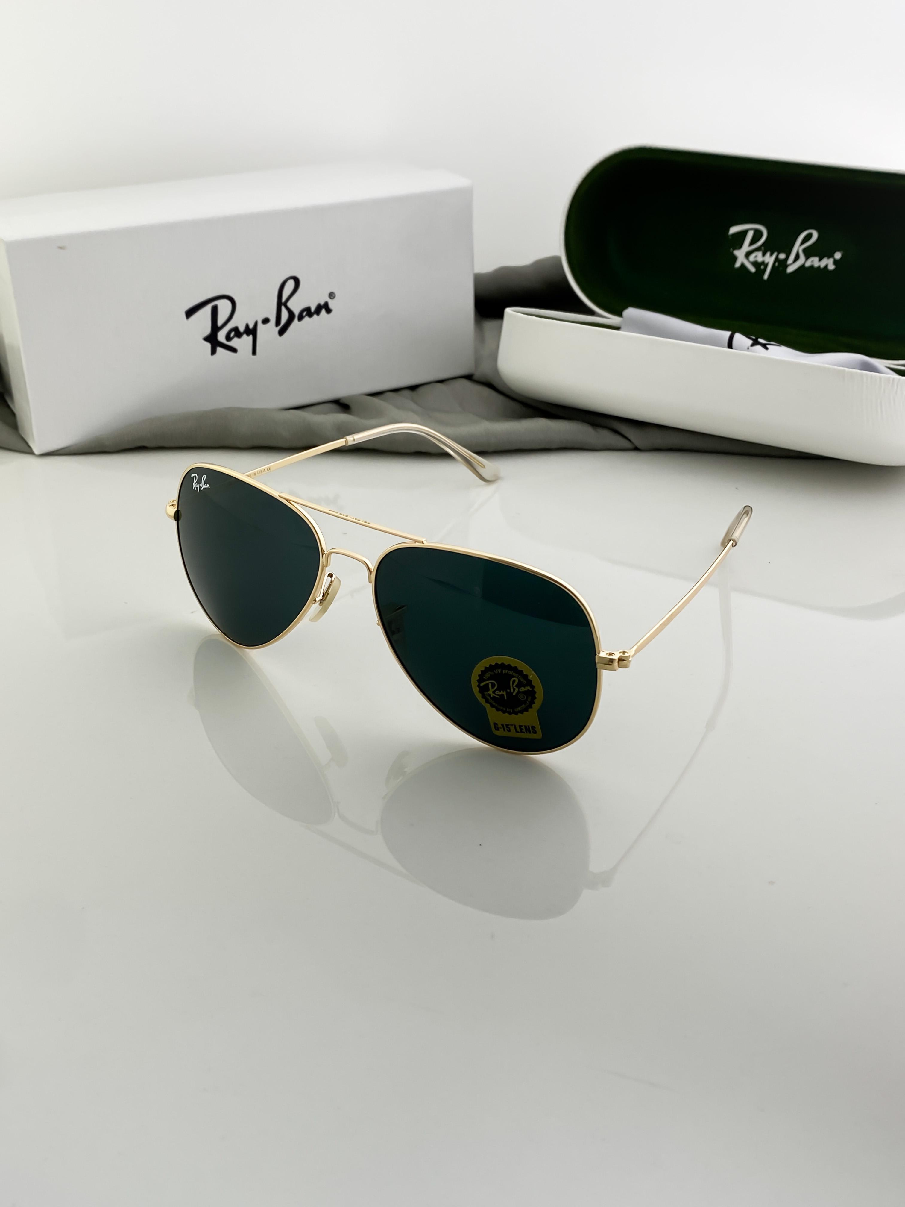 Rayban gold black 3026
