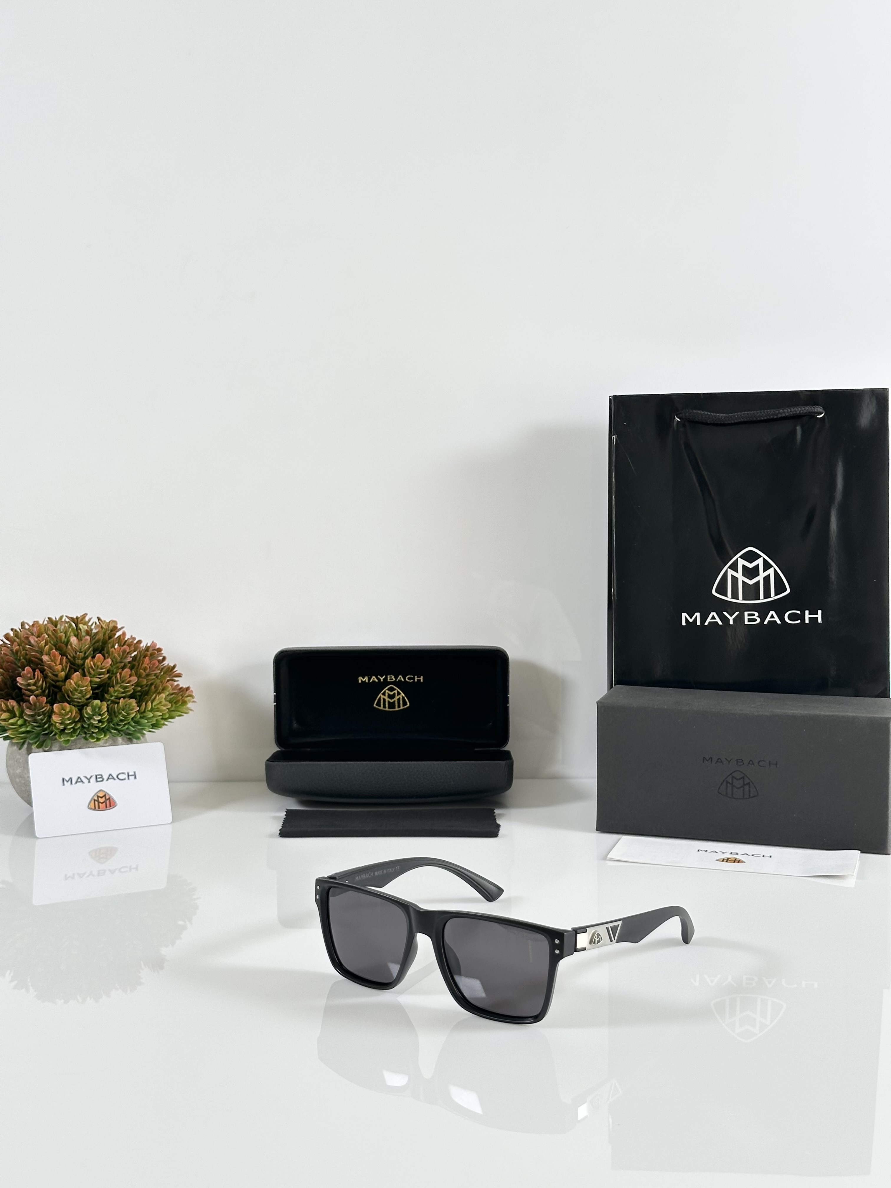 Maybach 7503 Black