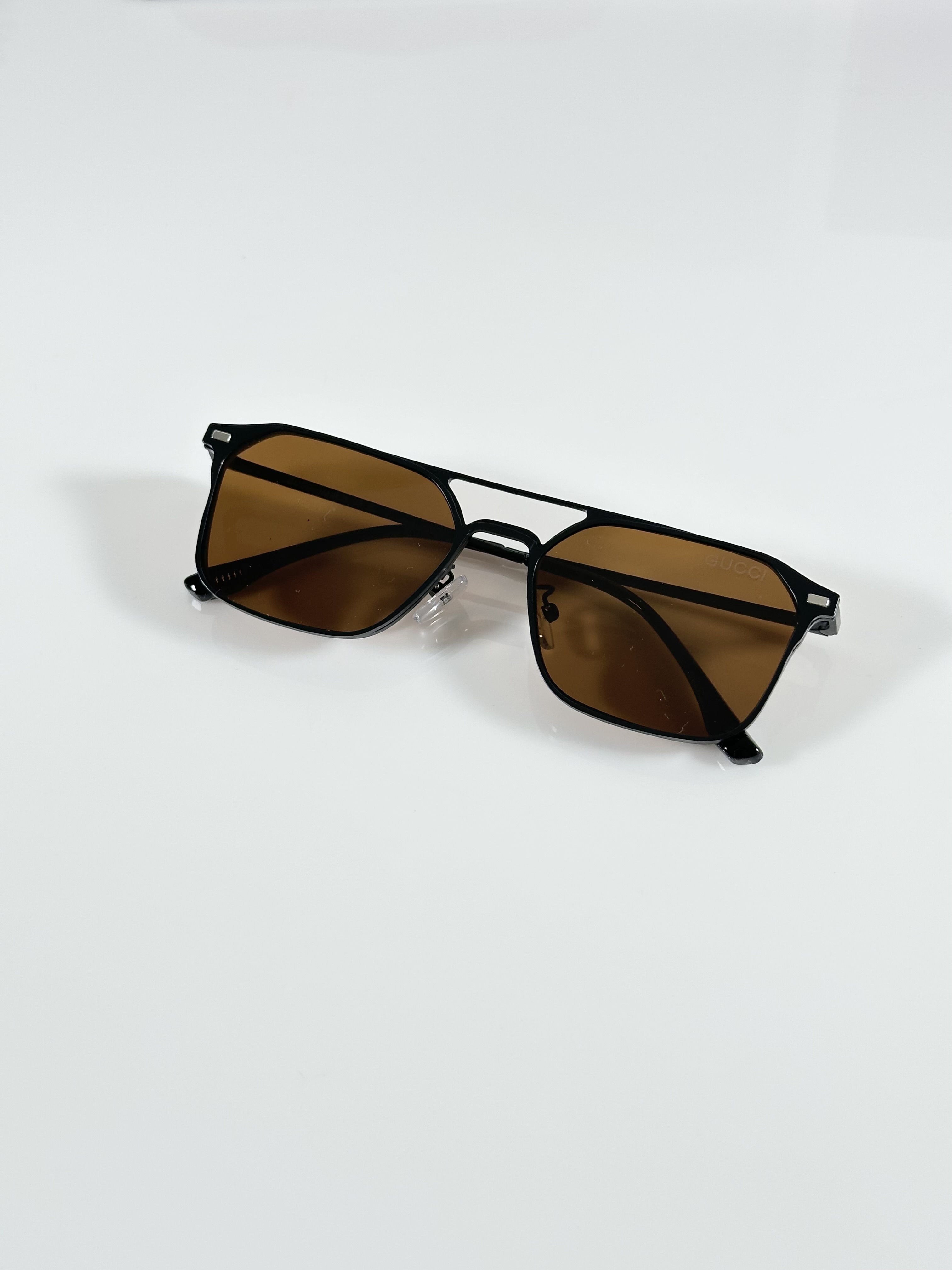 Gucci_2702_Attachment_Black_White_Black_Brown - Image 3