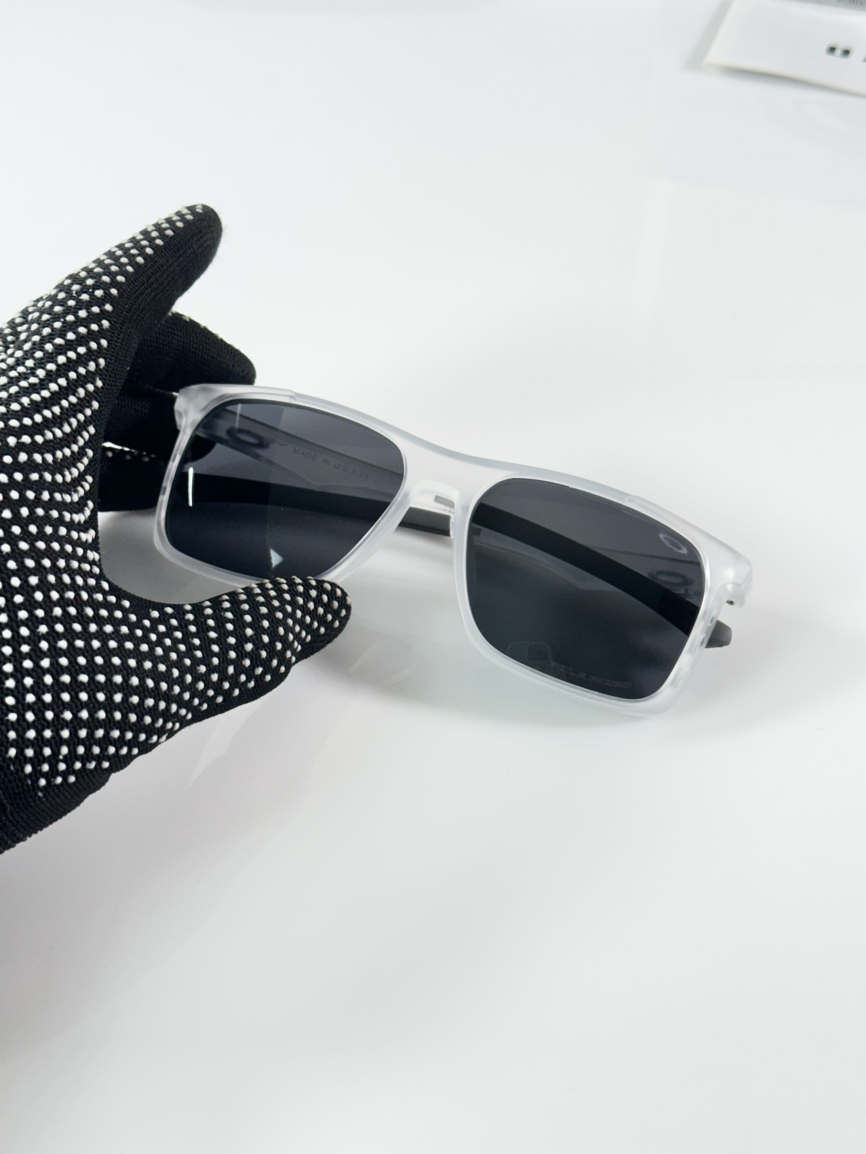 Oakley_3103_Ice_Black - Image 3