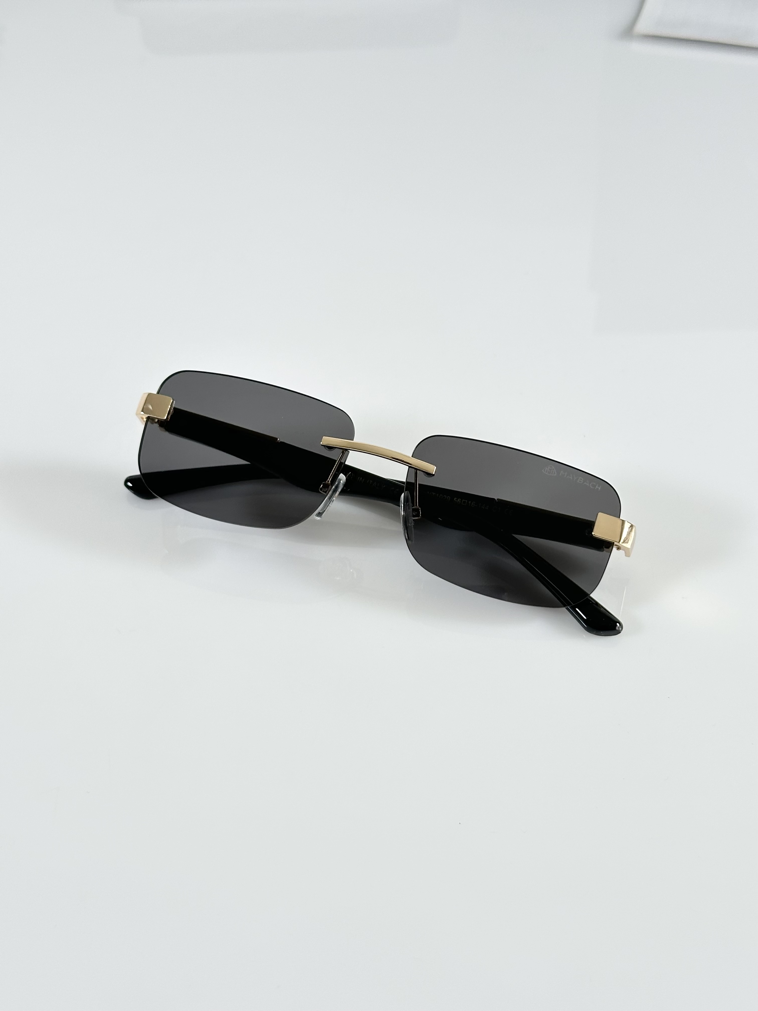 Maybach 1029 Gold Black - Image 3