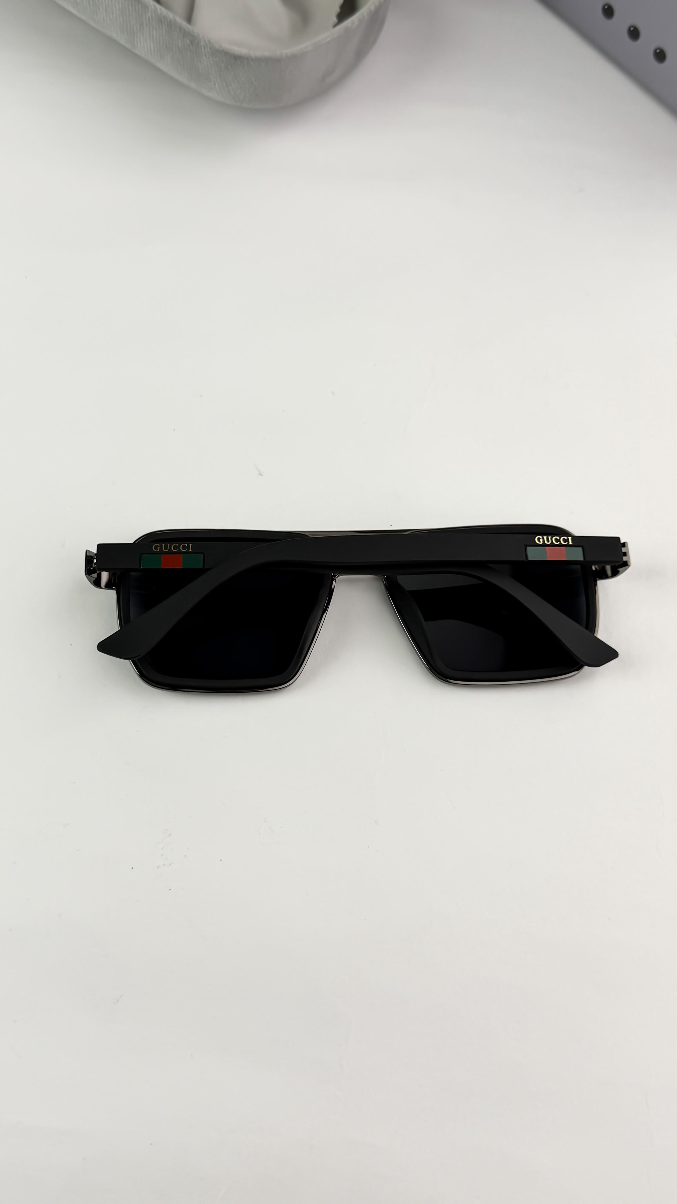 Gucci_black_0963-107-mix - Image 4