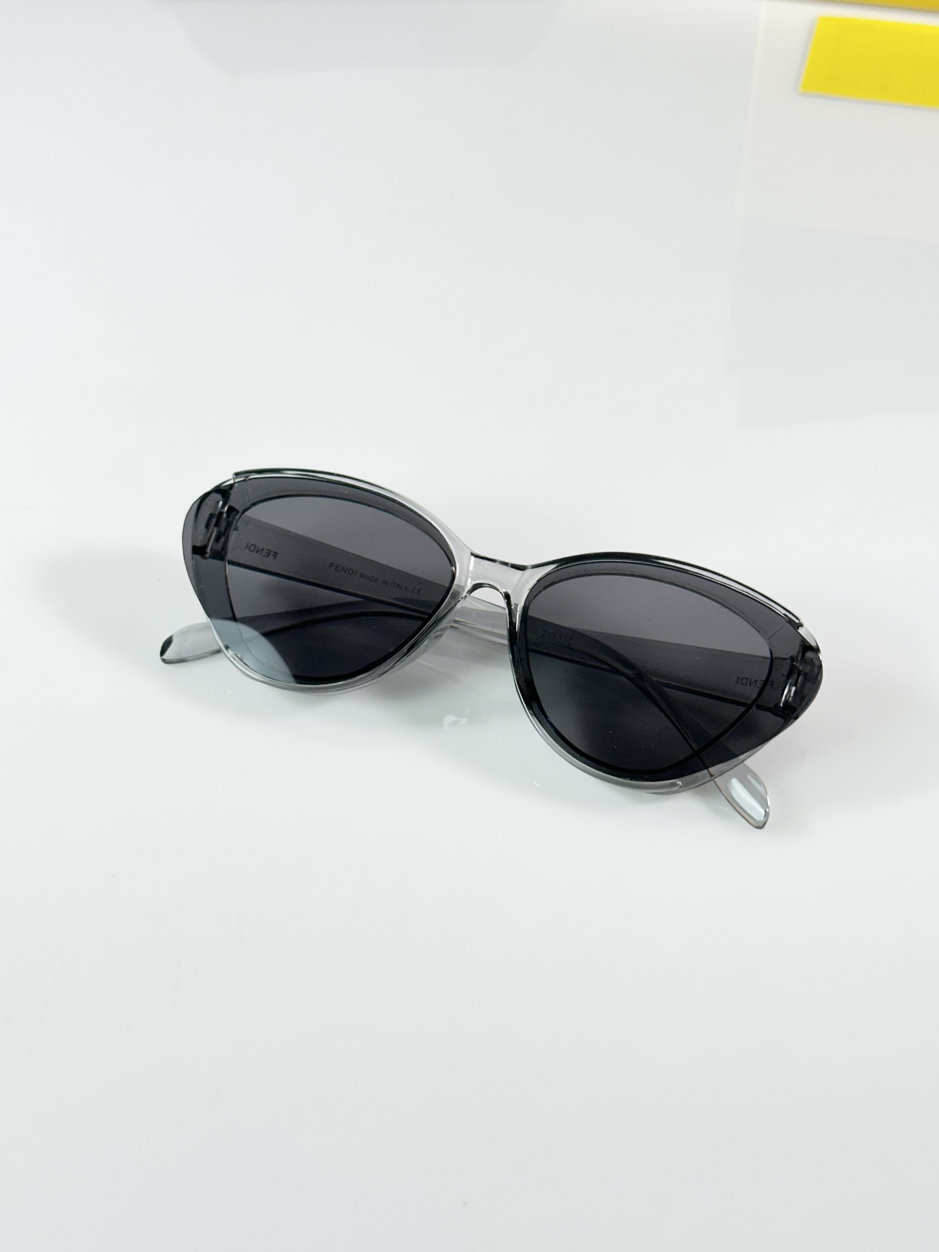 FendiWMNS_5315_Grey - Image 3
