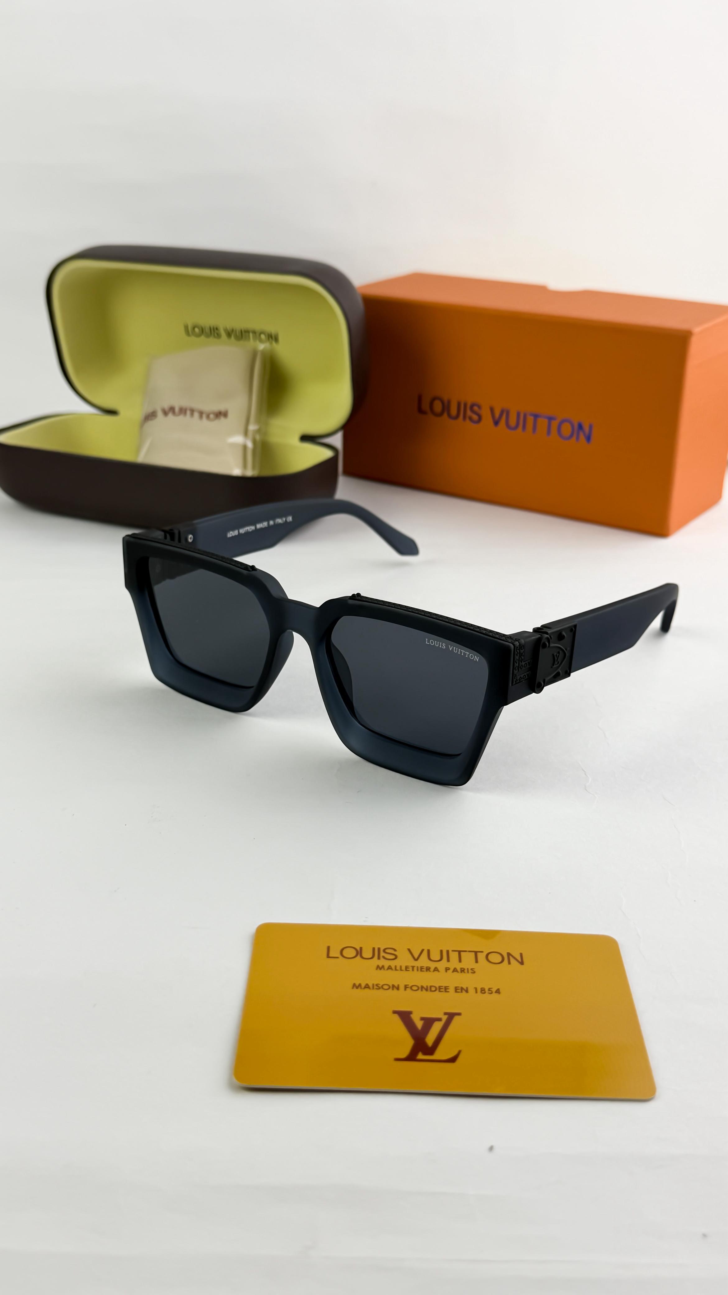 Loui_s vuitton blue 65N-106