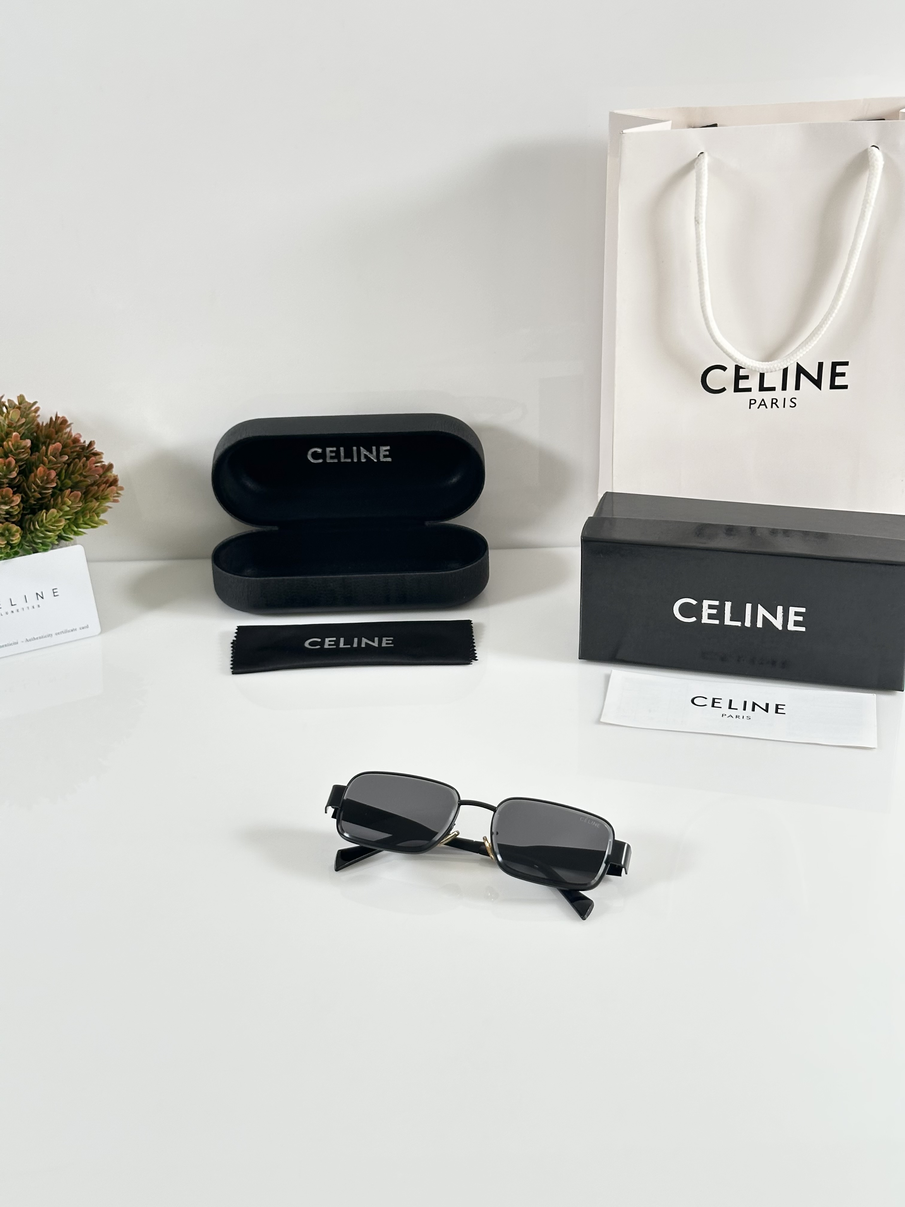Celine WMNS 1031 Black - Image 4