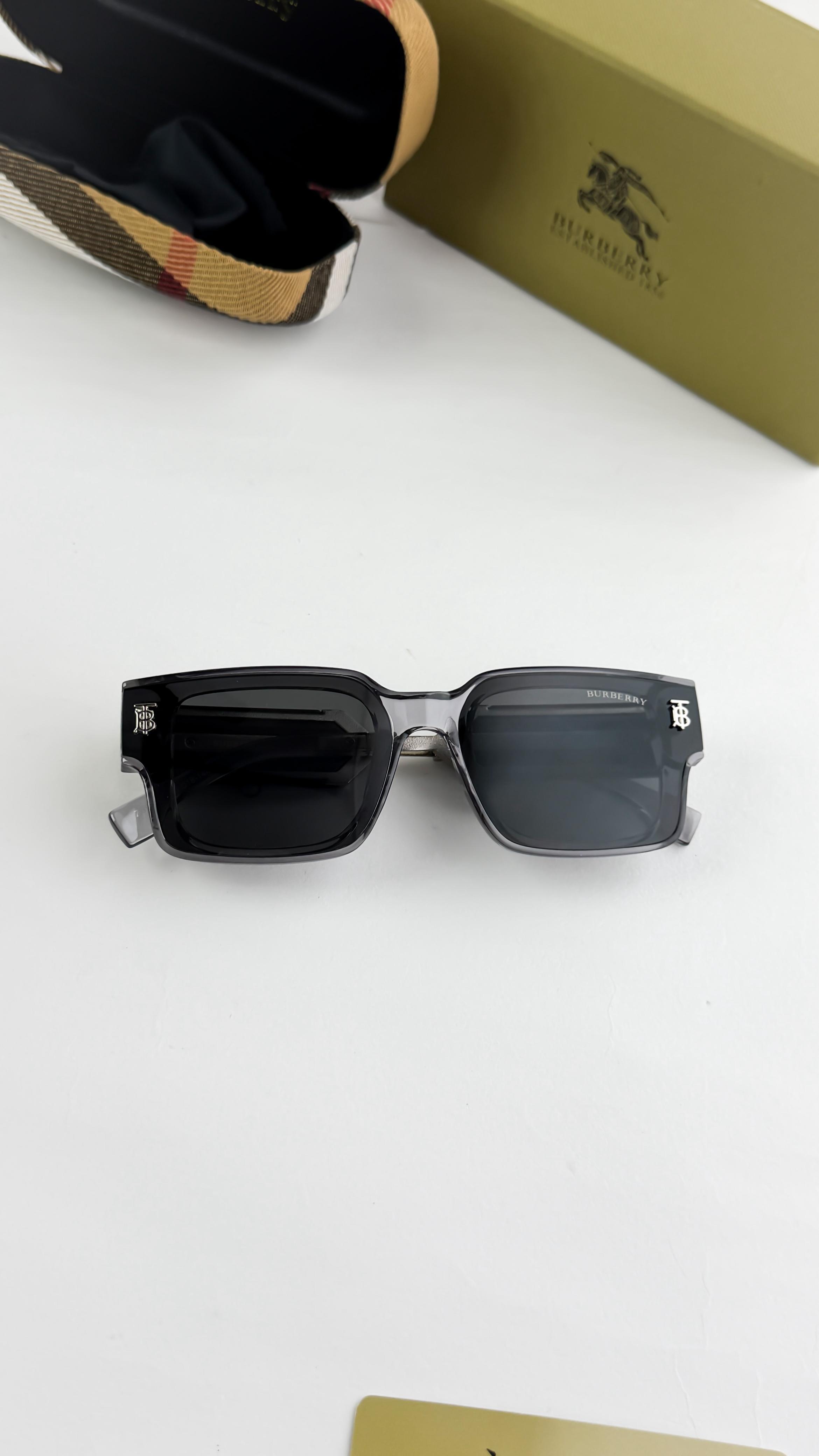 Burberry_grey_black_98411 - Image 5