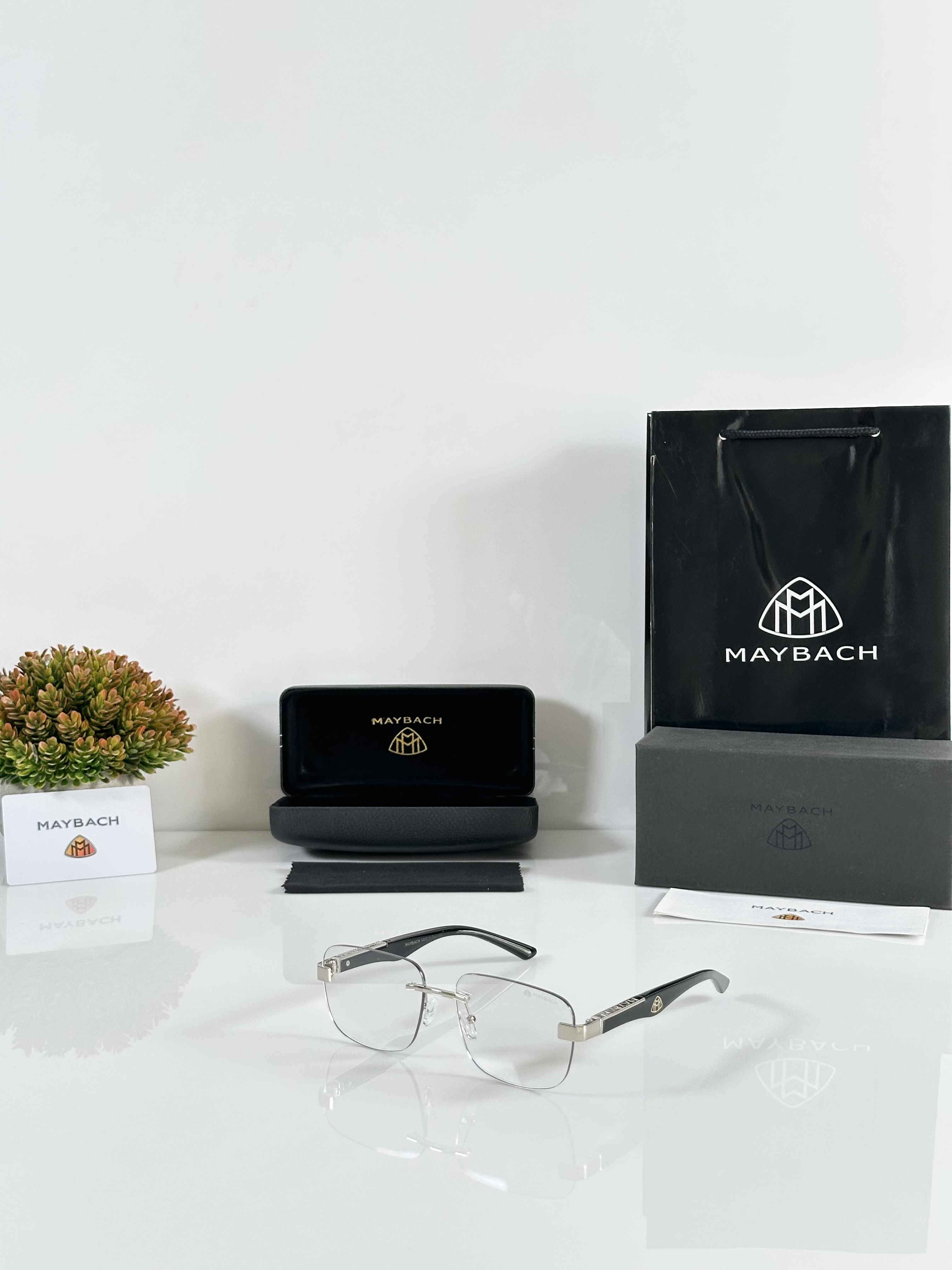 Maybach X Maybahe 1030 Silver Day Night Colour Changing Glass