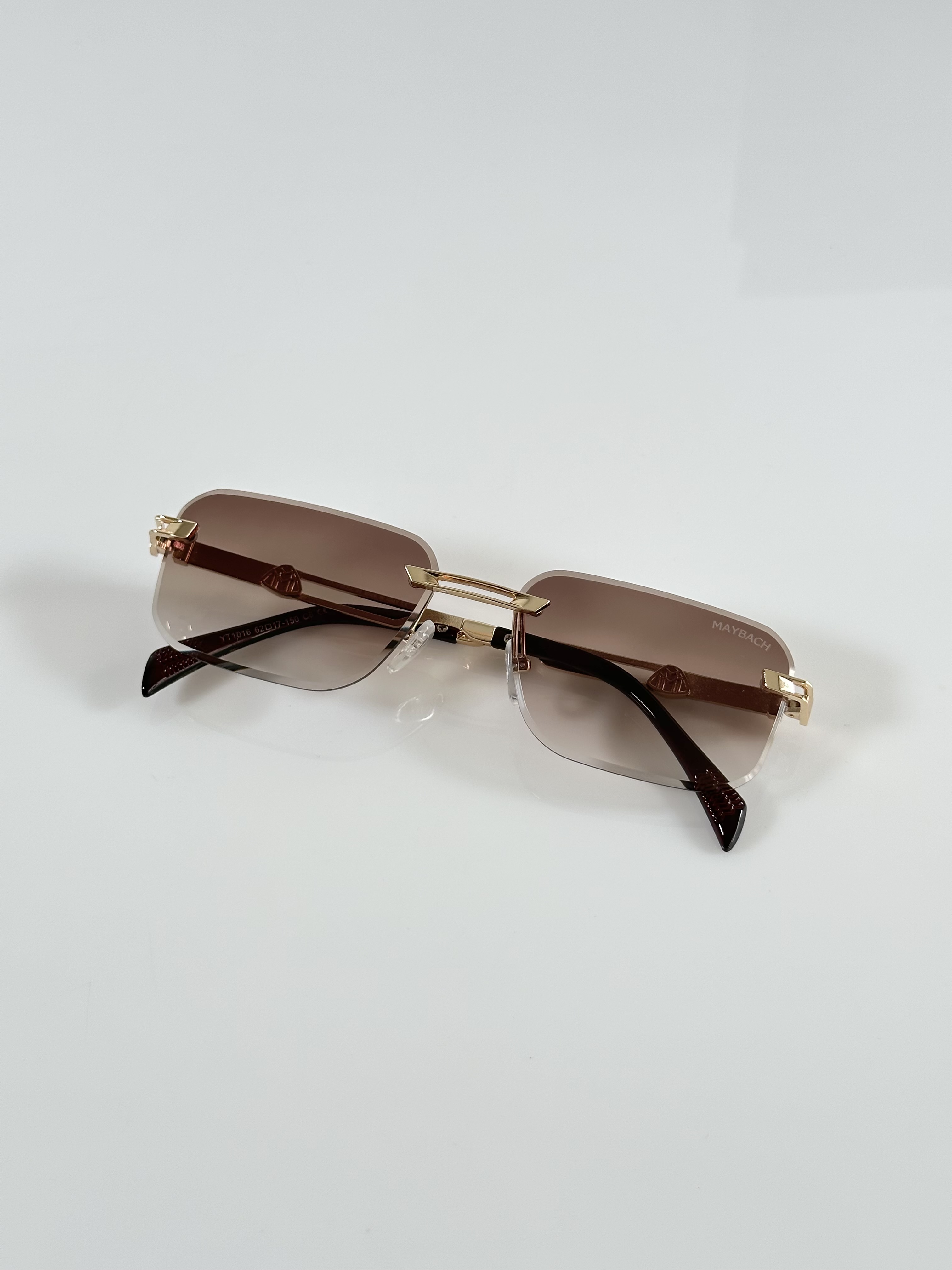 Maybach 1016 Gold Brown - Image 3