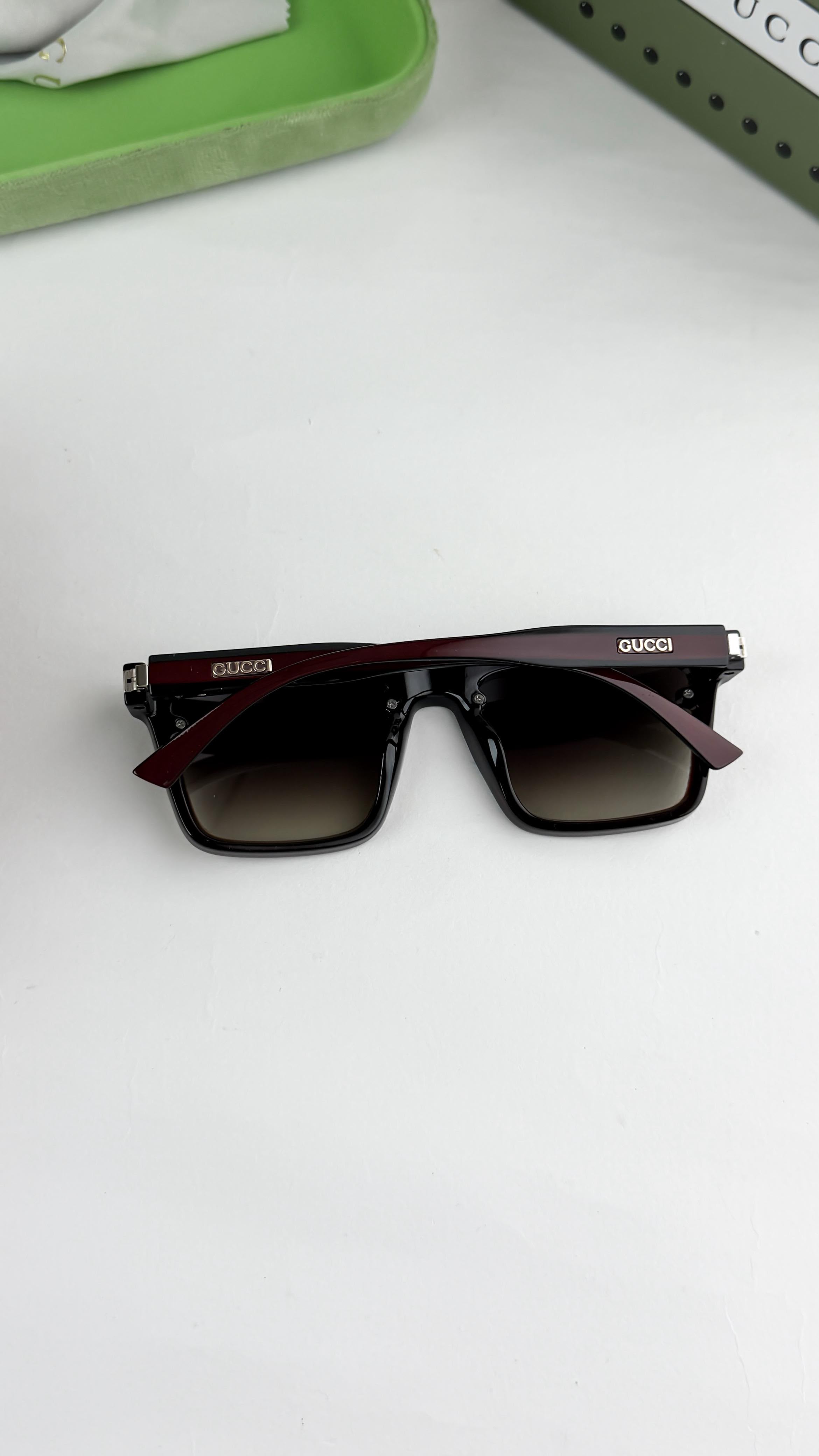 Gucci_green_shaded_8962 - Image 4