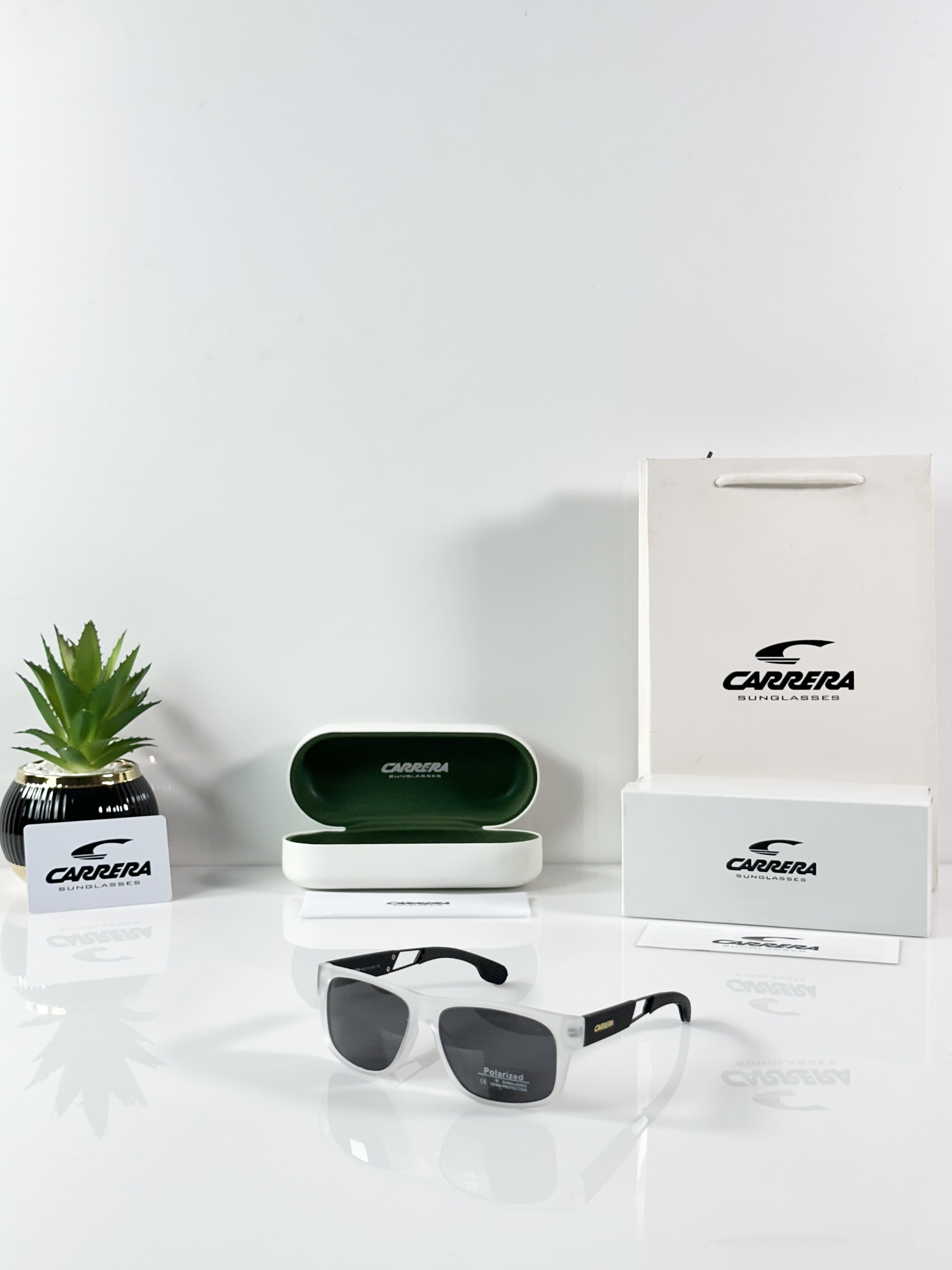 Carrera 01 Ice Black