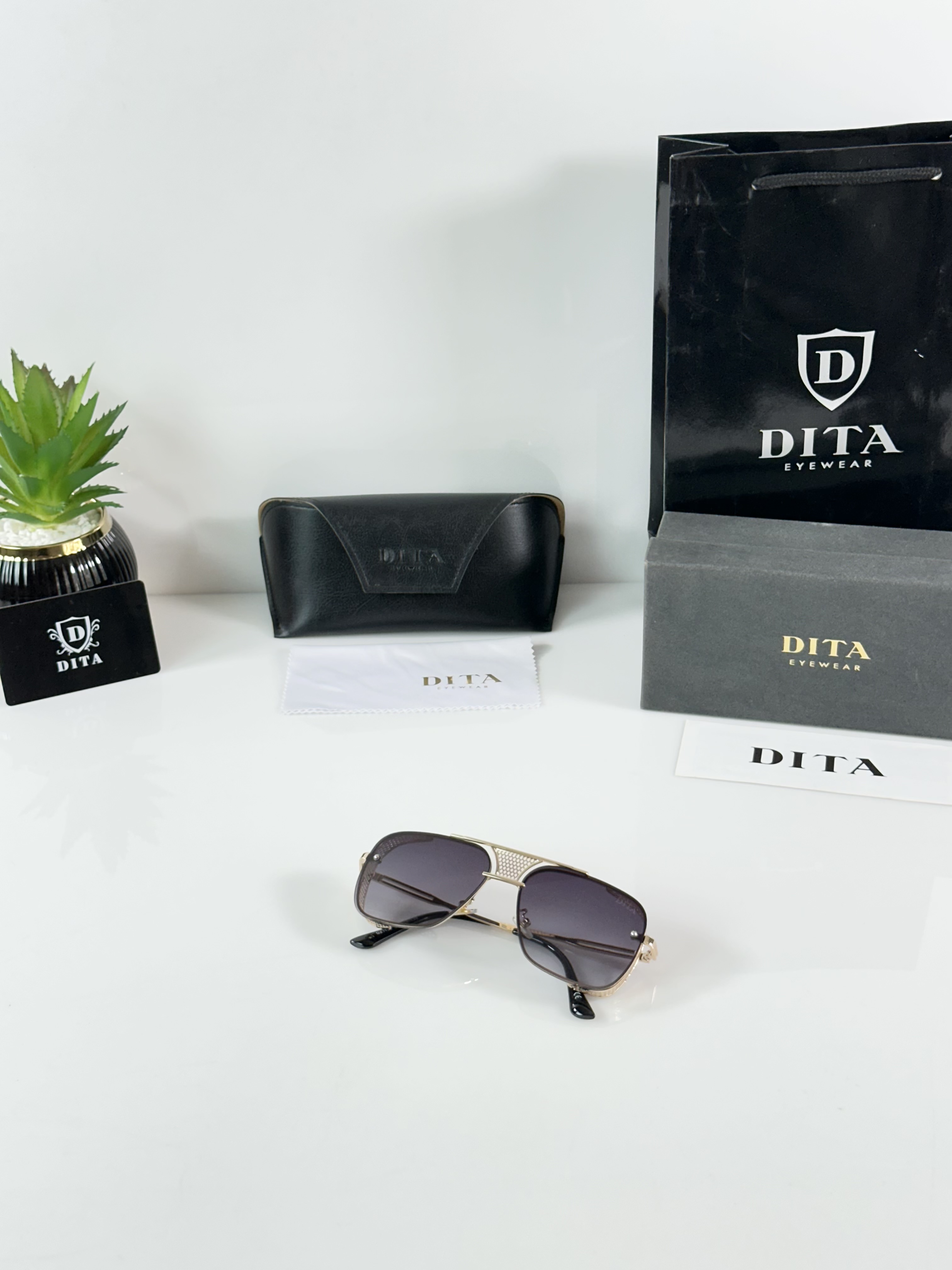 Dita 1169 Gold Black DC - Image 5