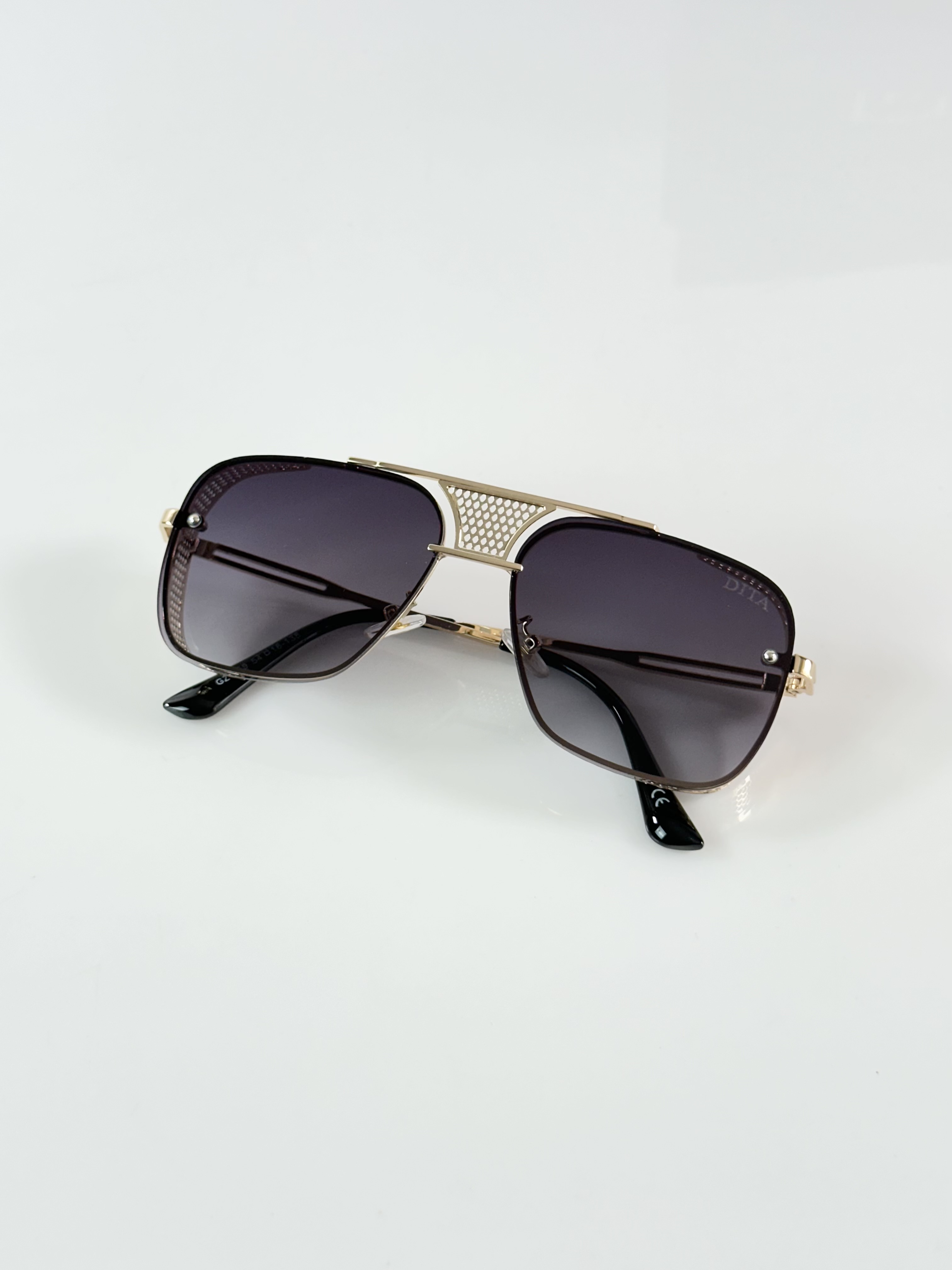 Dita 1169 Gold Black DC - Image 4