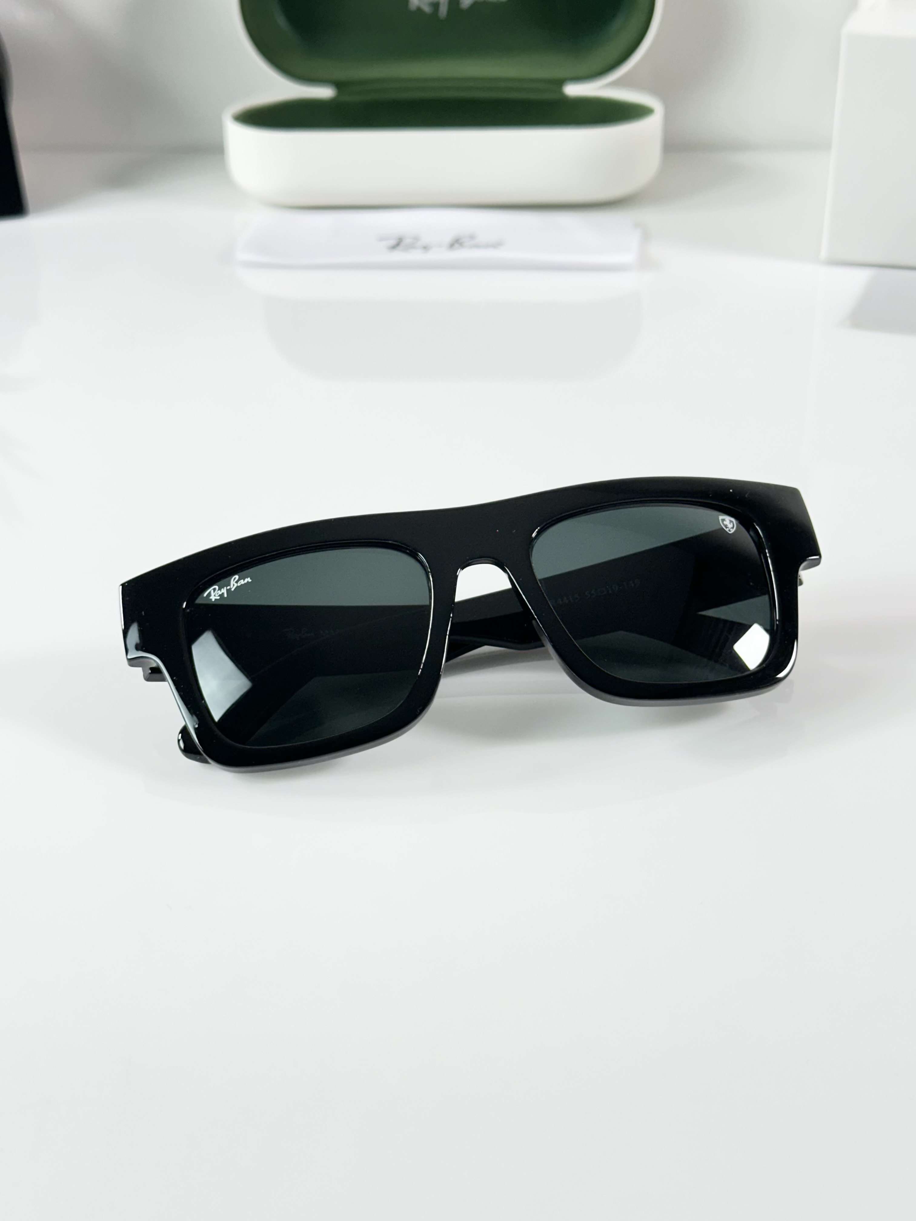 Rayban 4415 Shine Black GLASS - Image 4