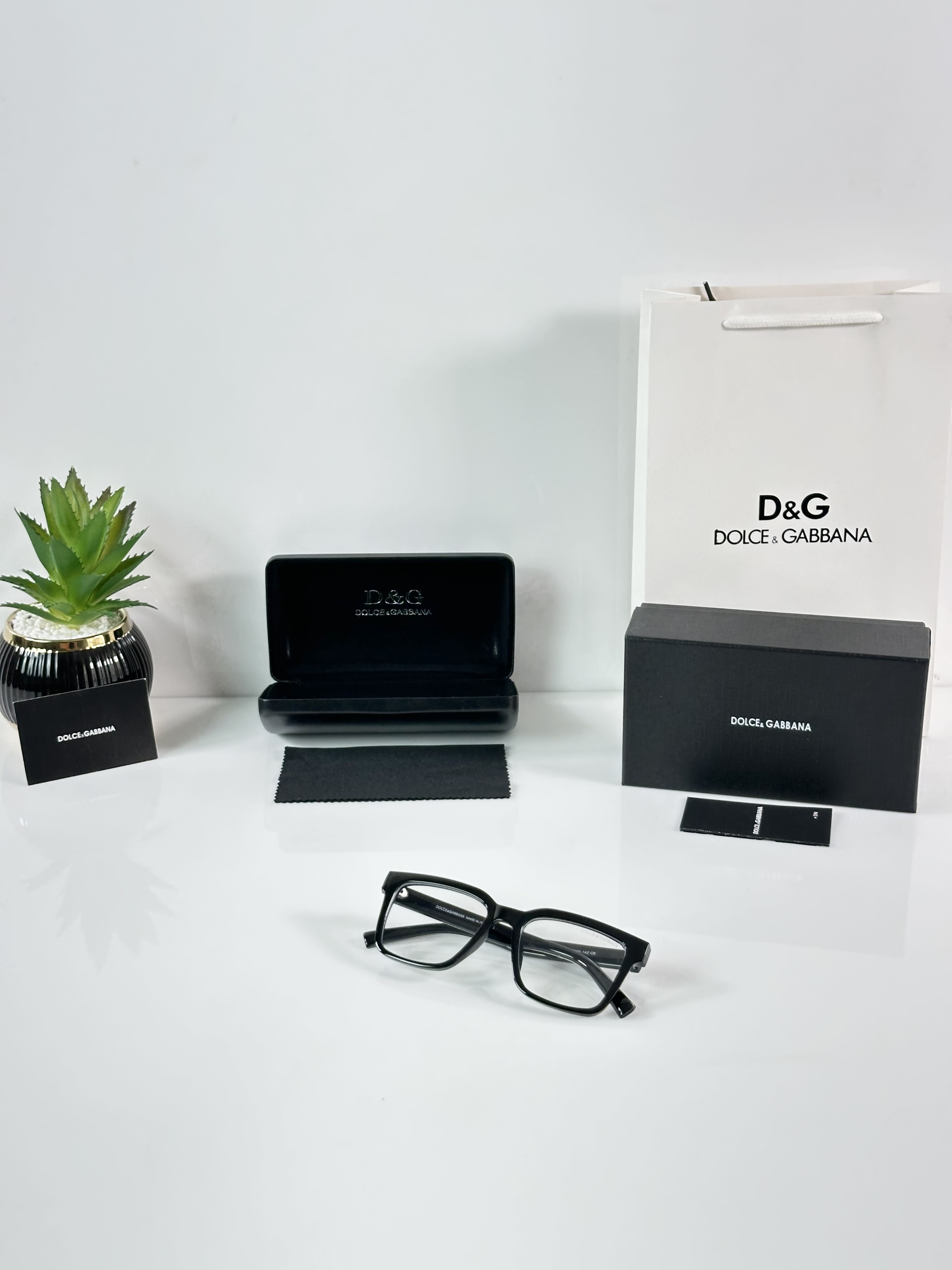 DG 5101 Black Frame - Image 5