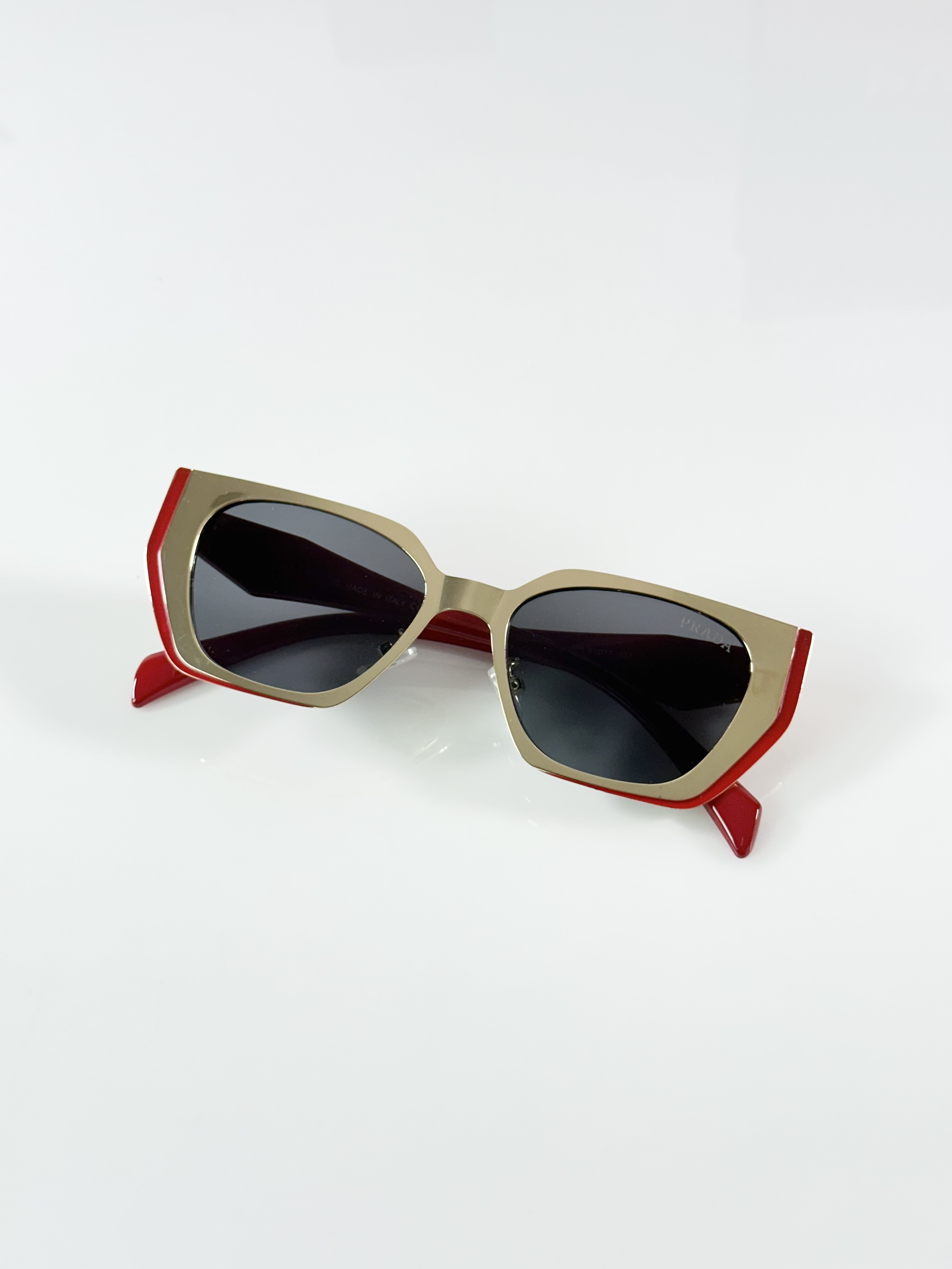PR WMNS 018 Gold Black Red - Image 4