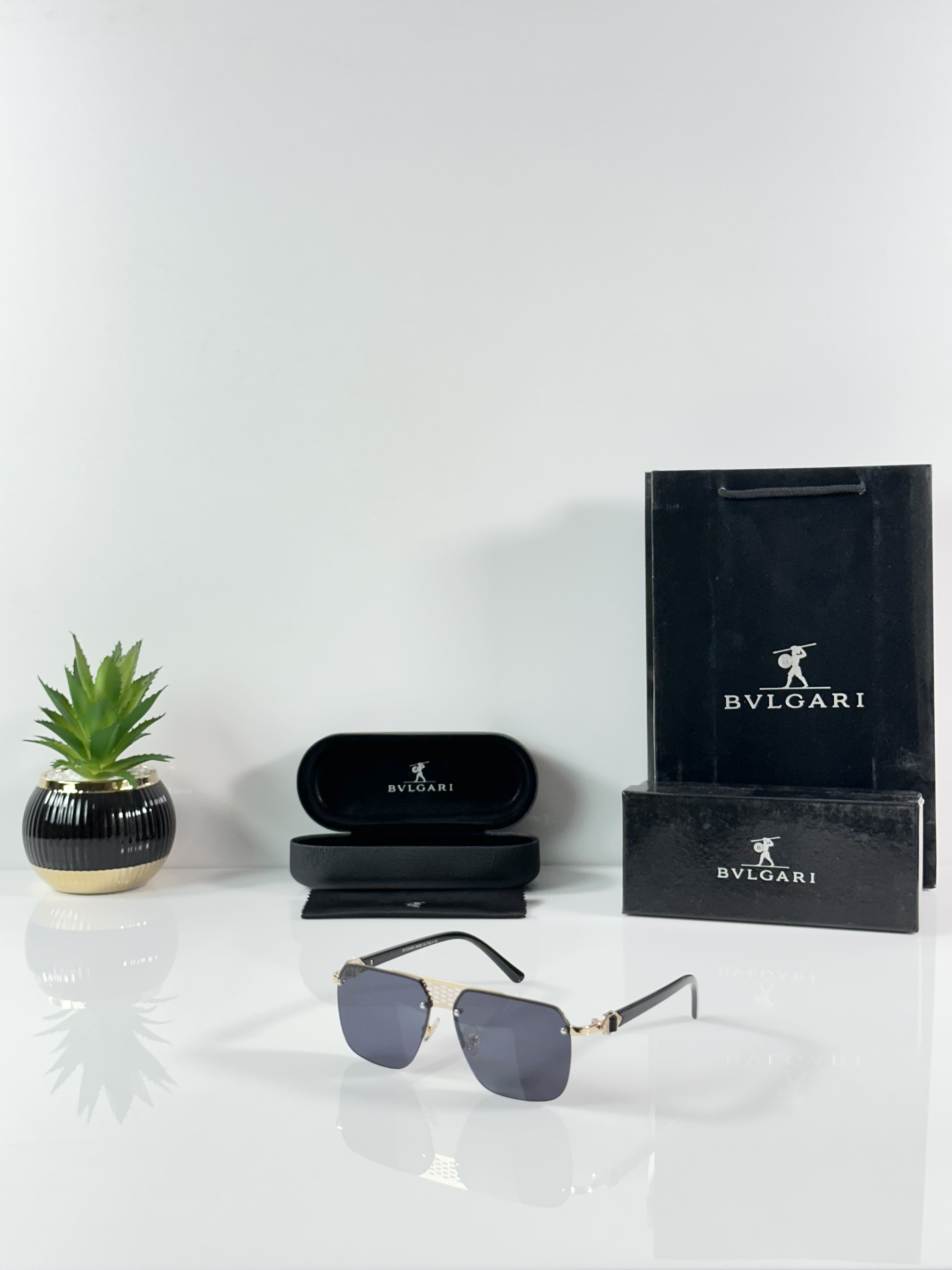 Bvlgari 040 Gold Black