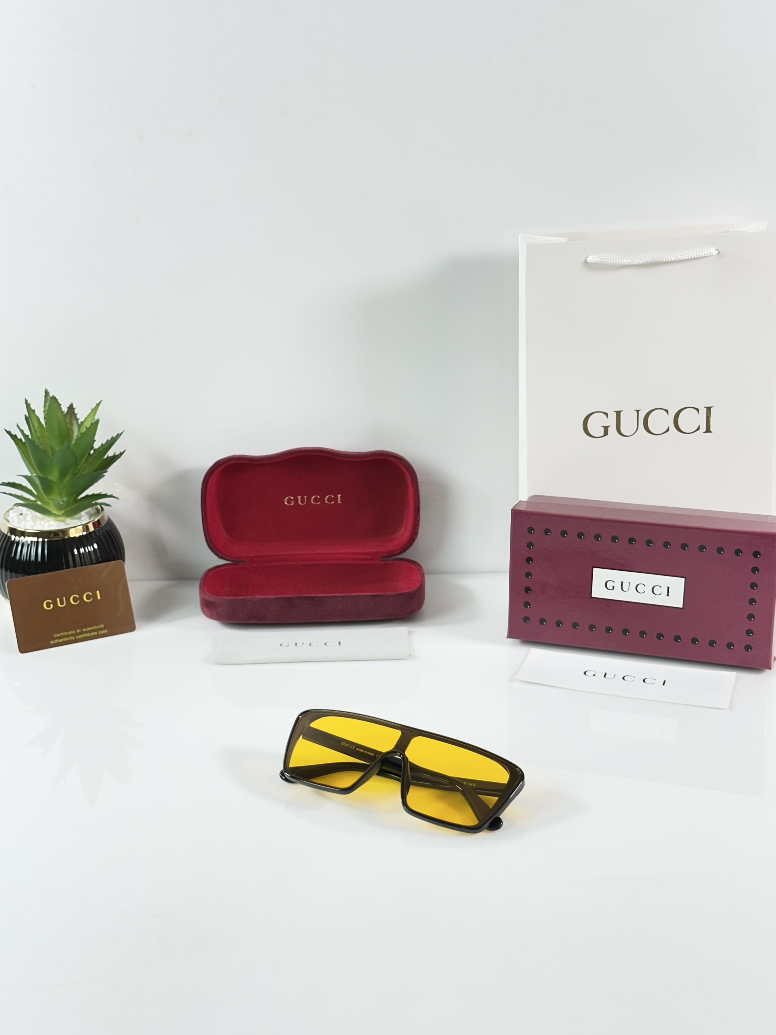 GG 7110 Black Yellow - Image 5