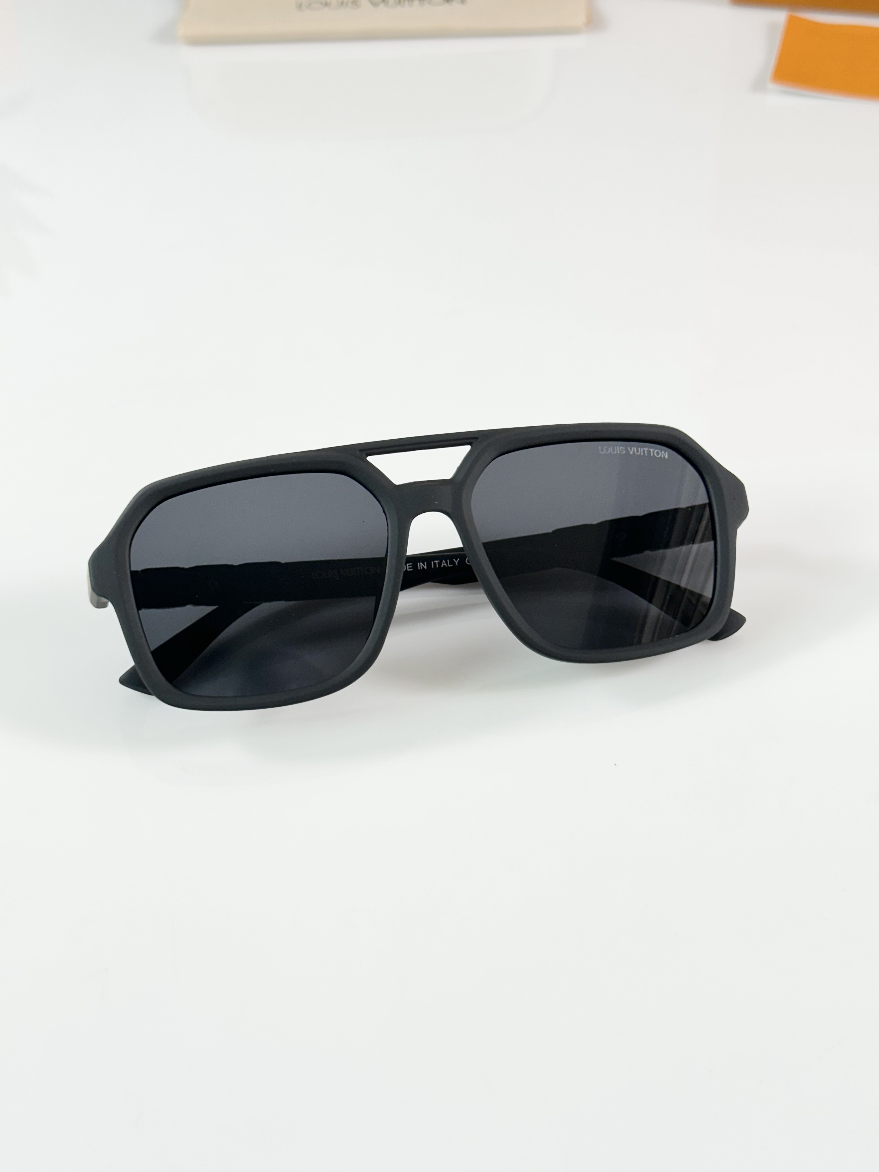 Loui Vuitton 2687 Mate Black - Image 4