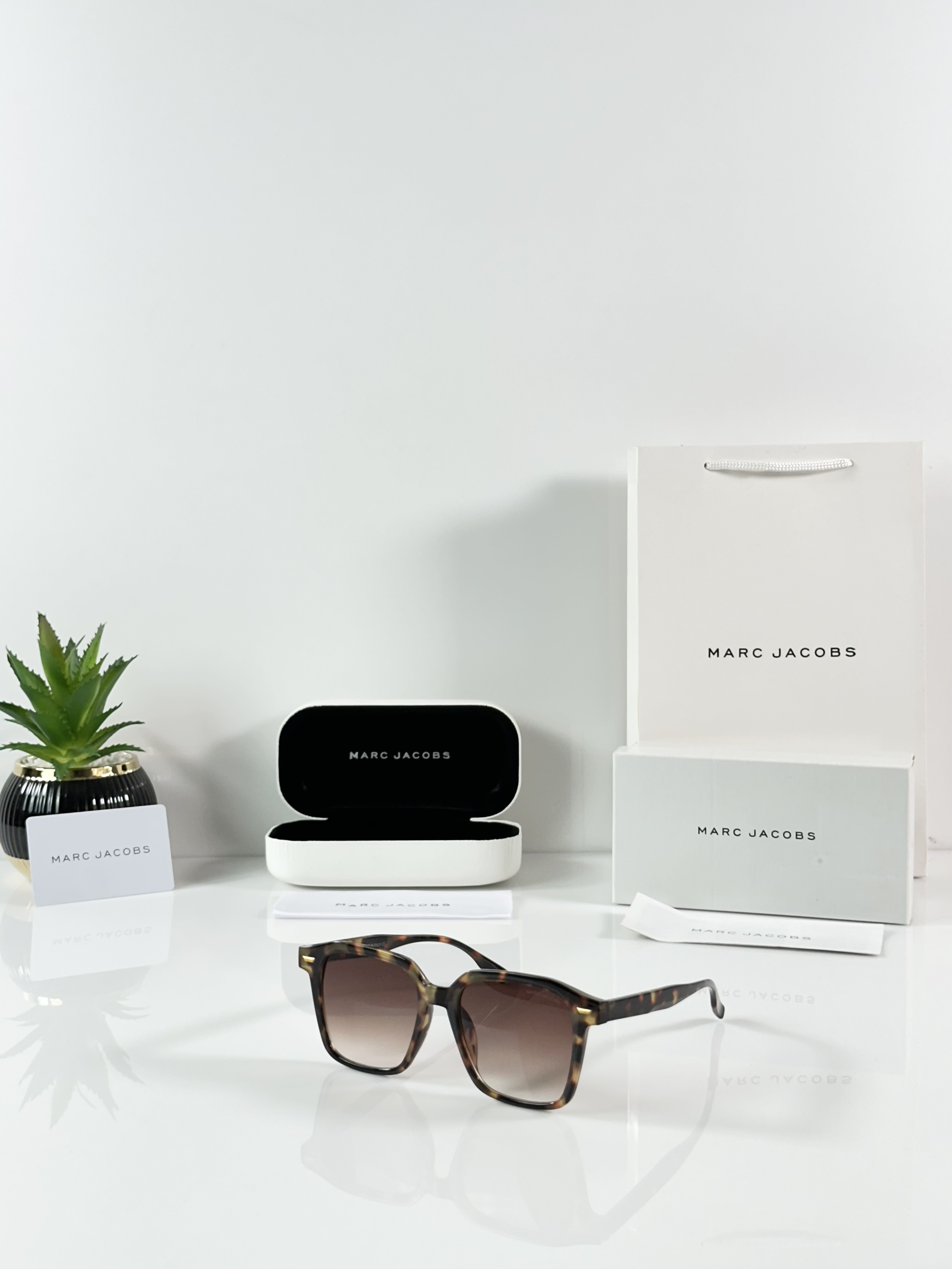 Marc Jacobs WMNS 2193 Tiger Brown