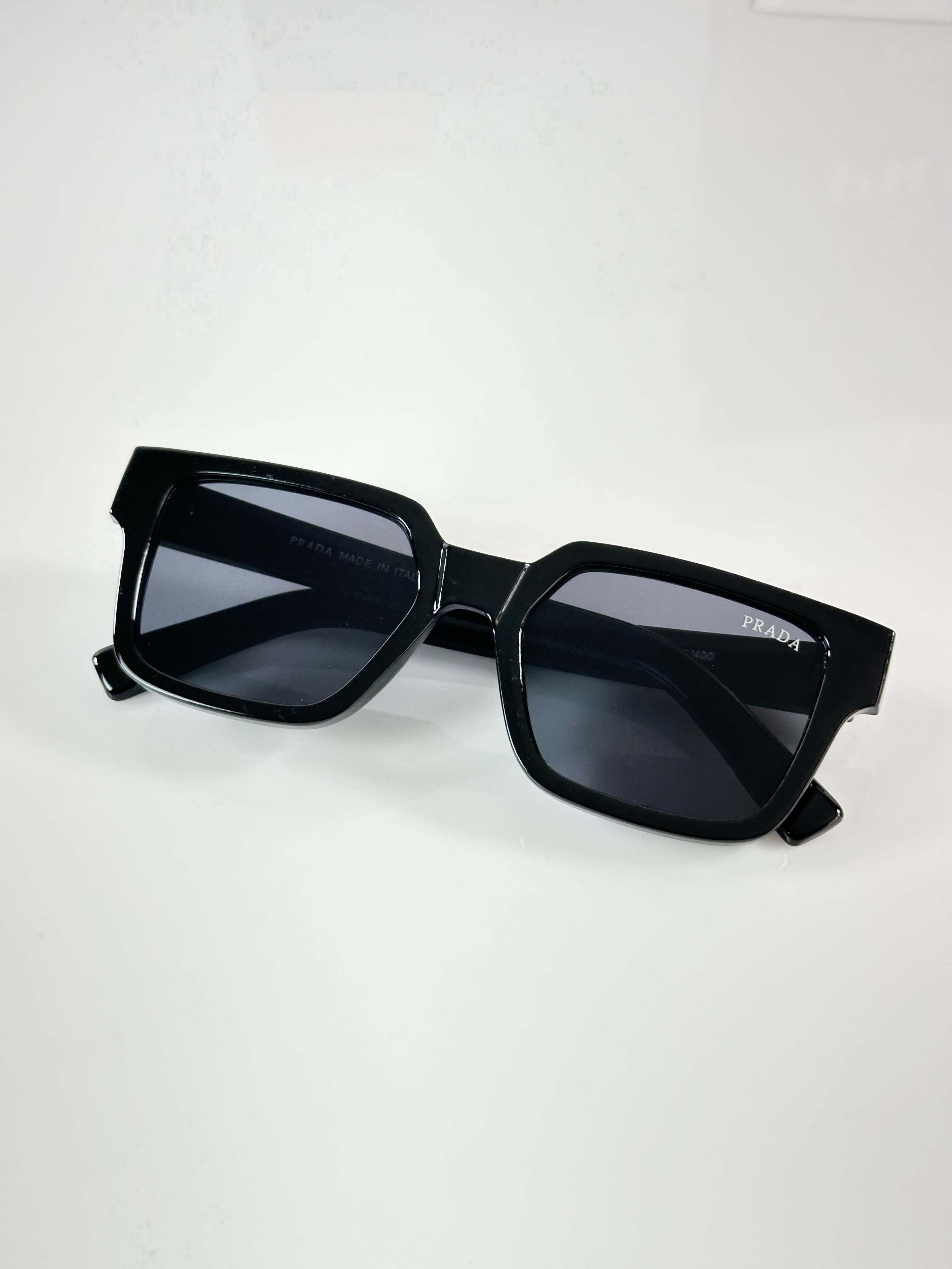 Prad 8720 Shine Black - Image 4