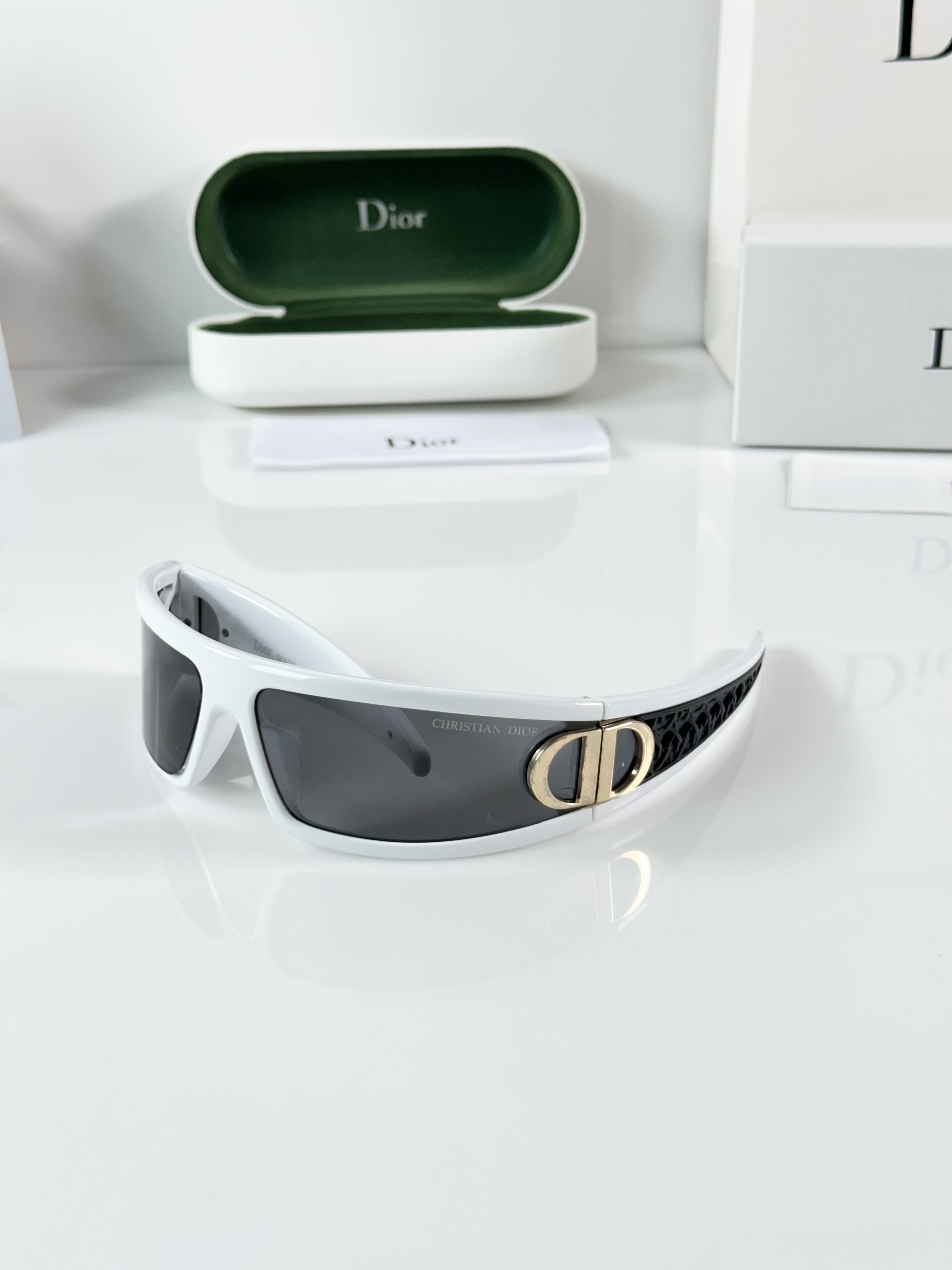 Christian Dio 3382 White Black - Image 4
