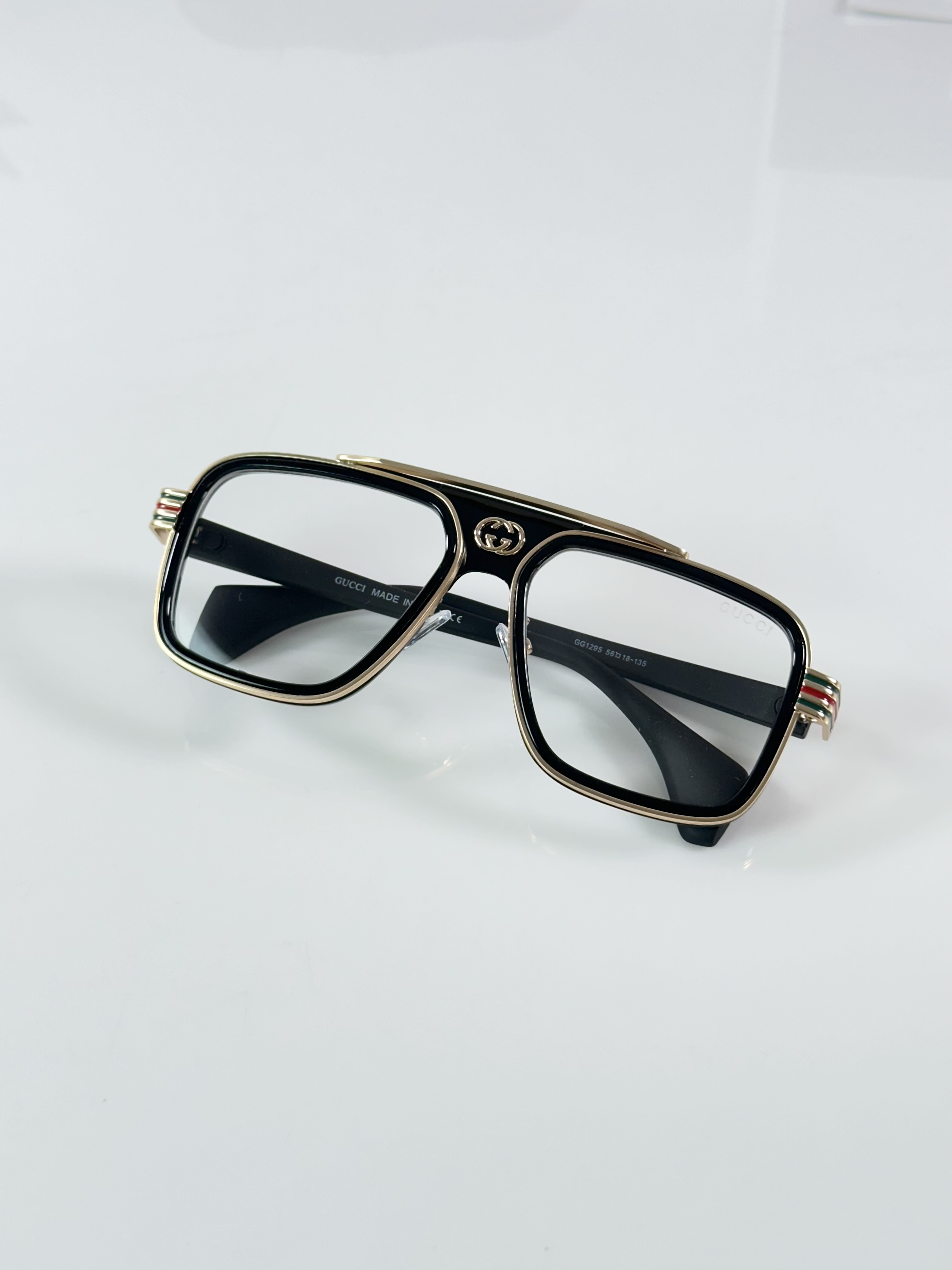 Gucc 1295 Gold Black Frame - Image 4