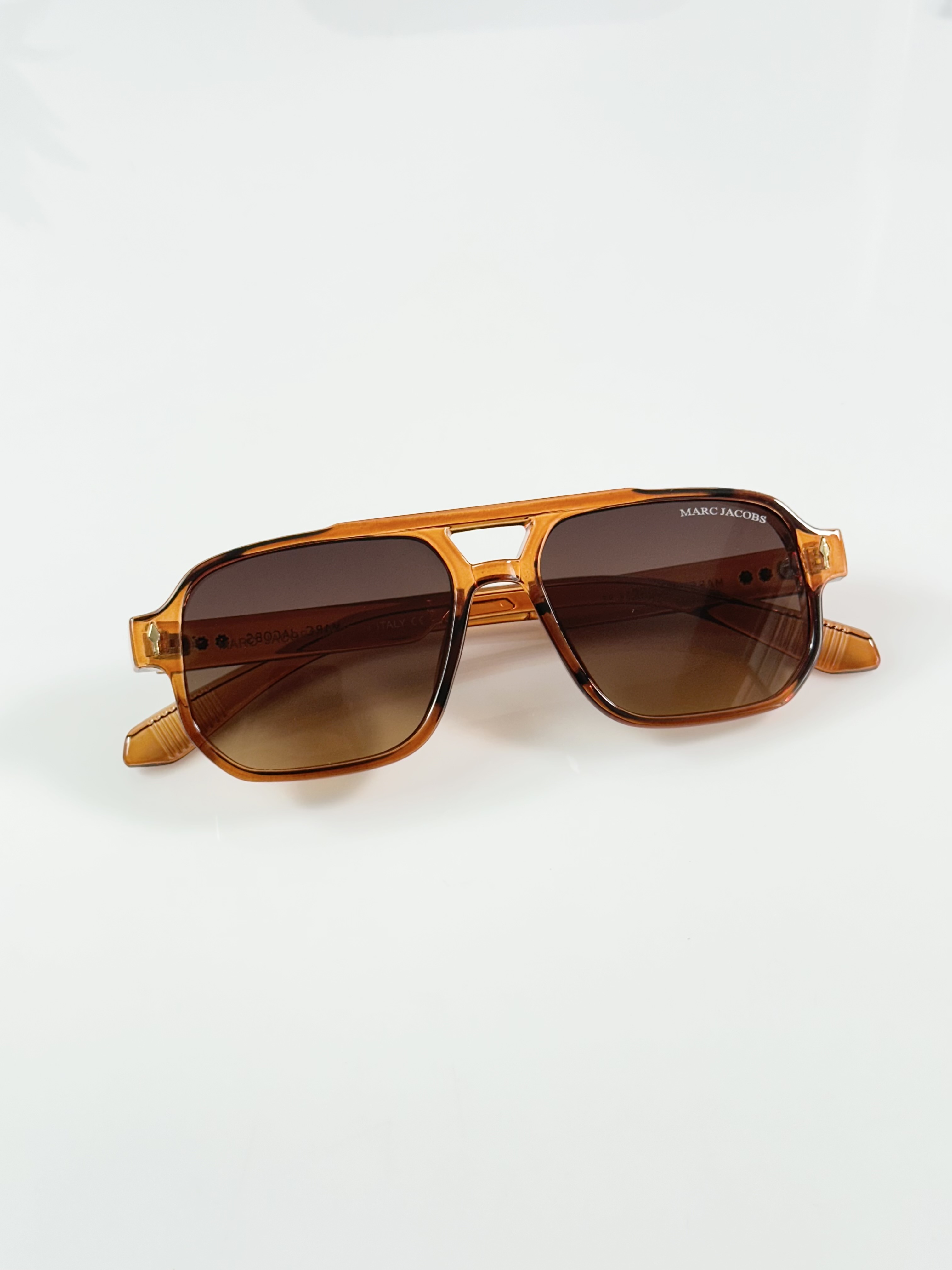 Marc Jacobs 1133 Water Brown - Image 4