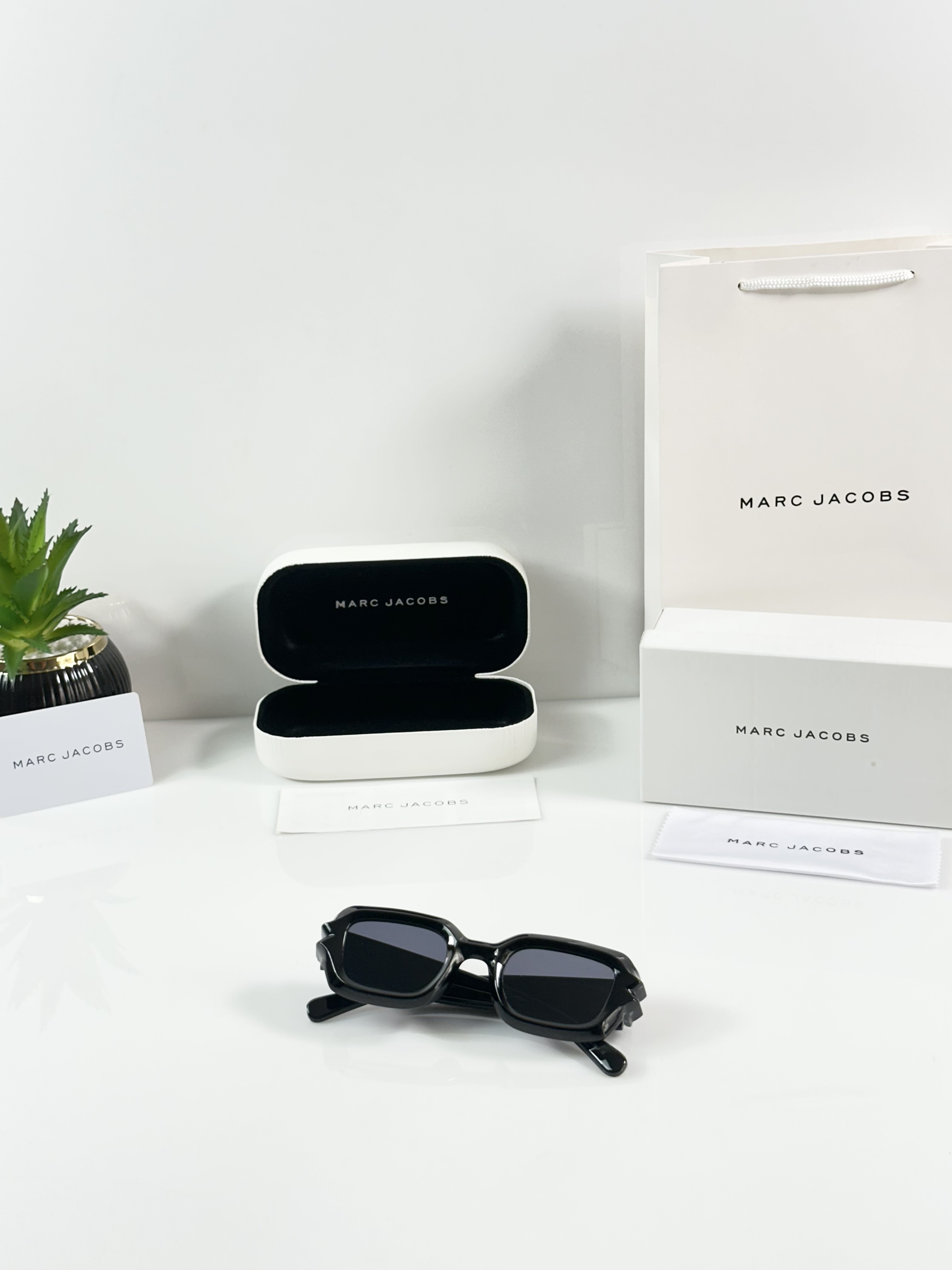 Marc Jacobs 3684 Black - Image 5