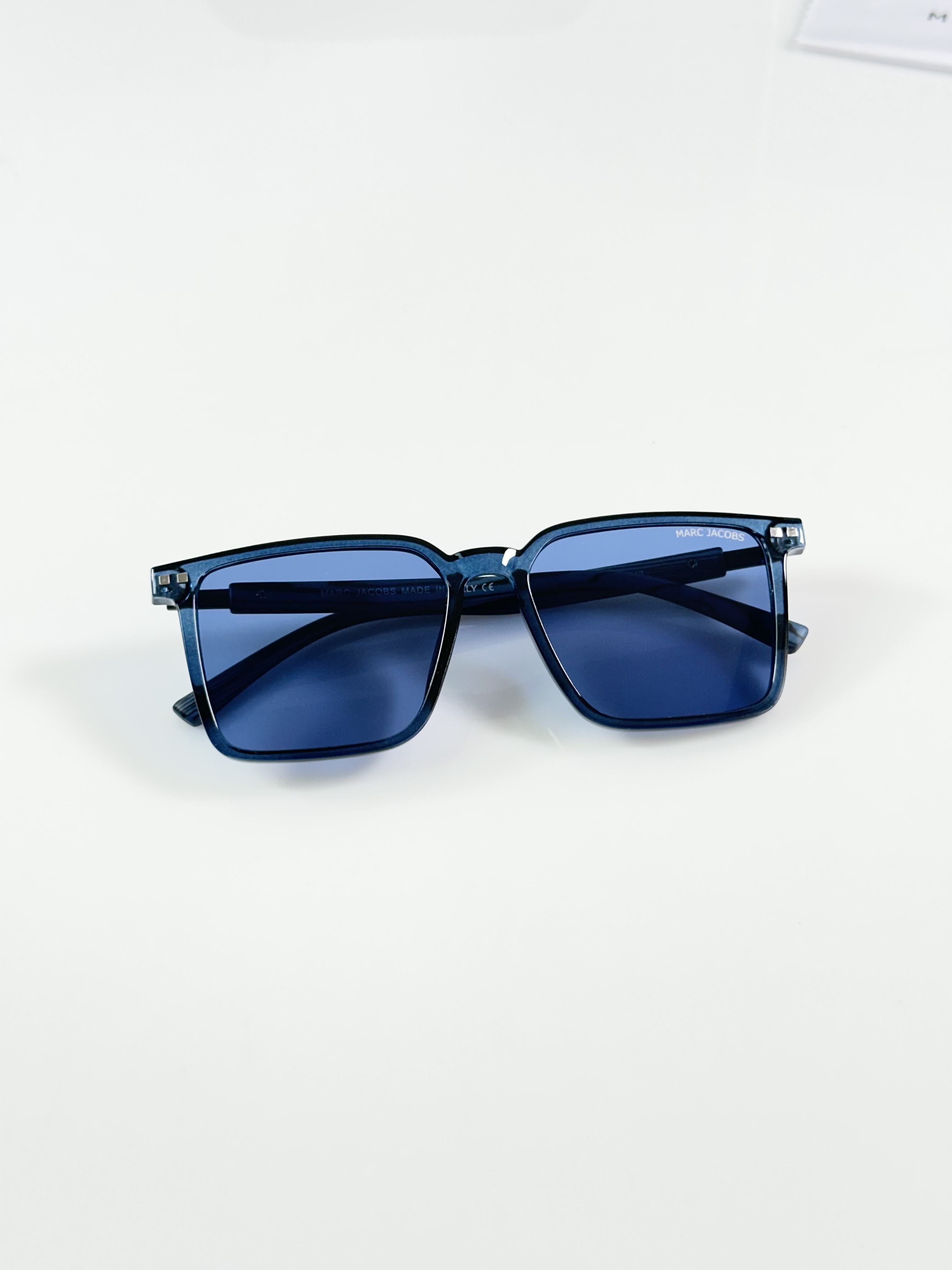 Marc Jacobs 300 Blue - Image 4