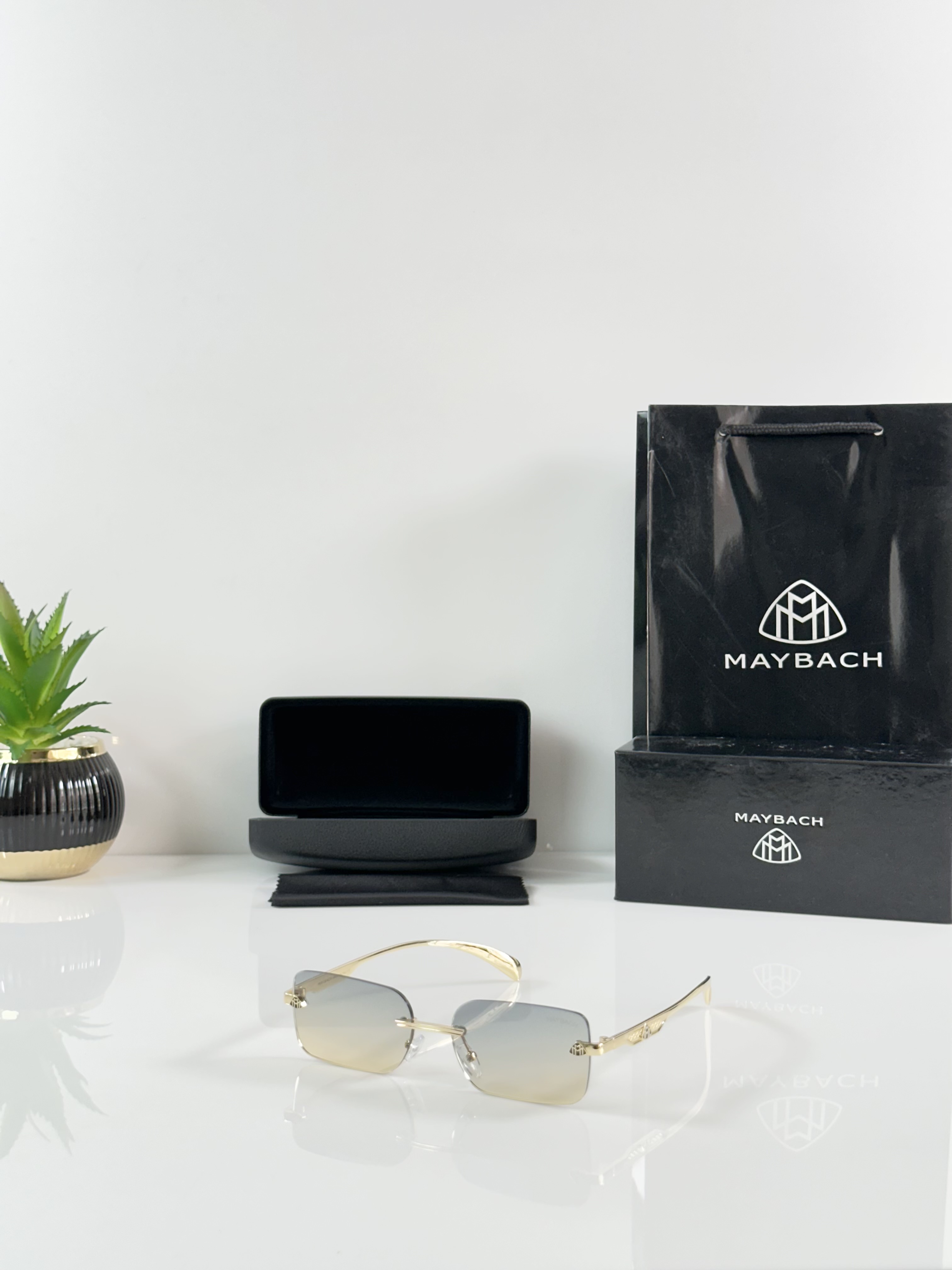 Maybach 1062 Gold Green DC