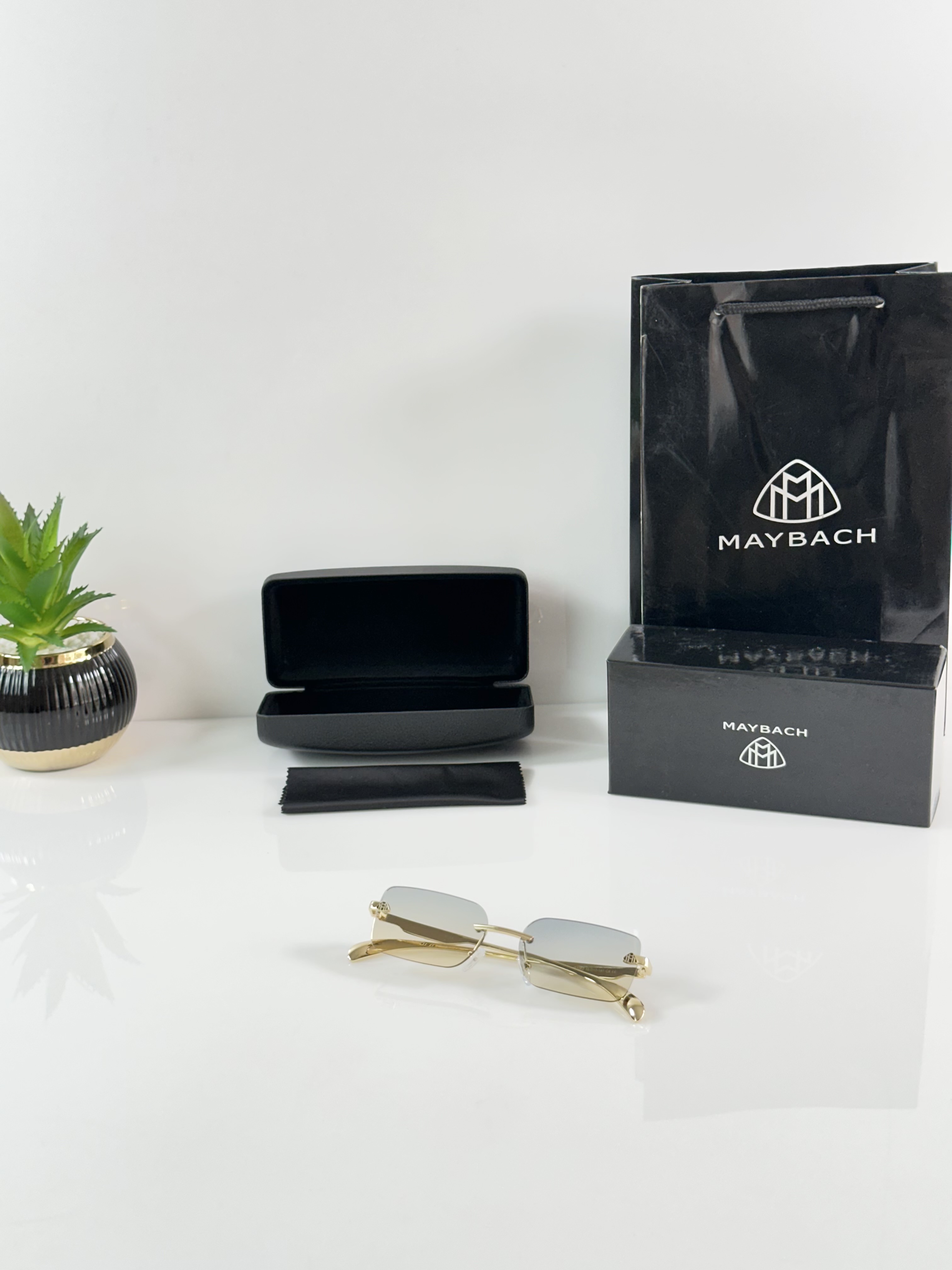 Maybach 1062 Gold Green DC - Image 5