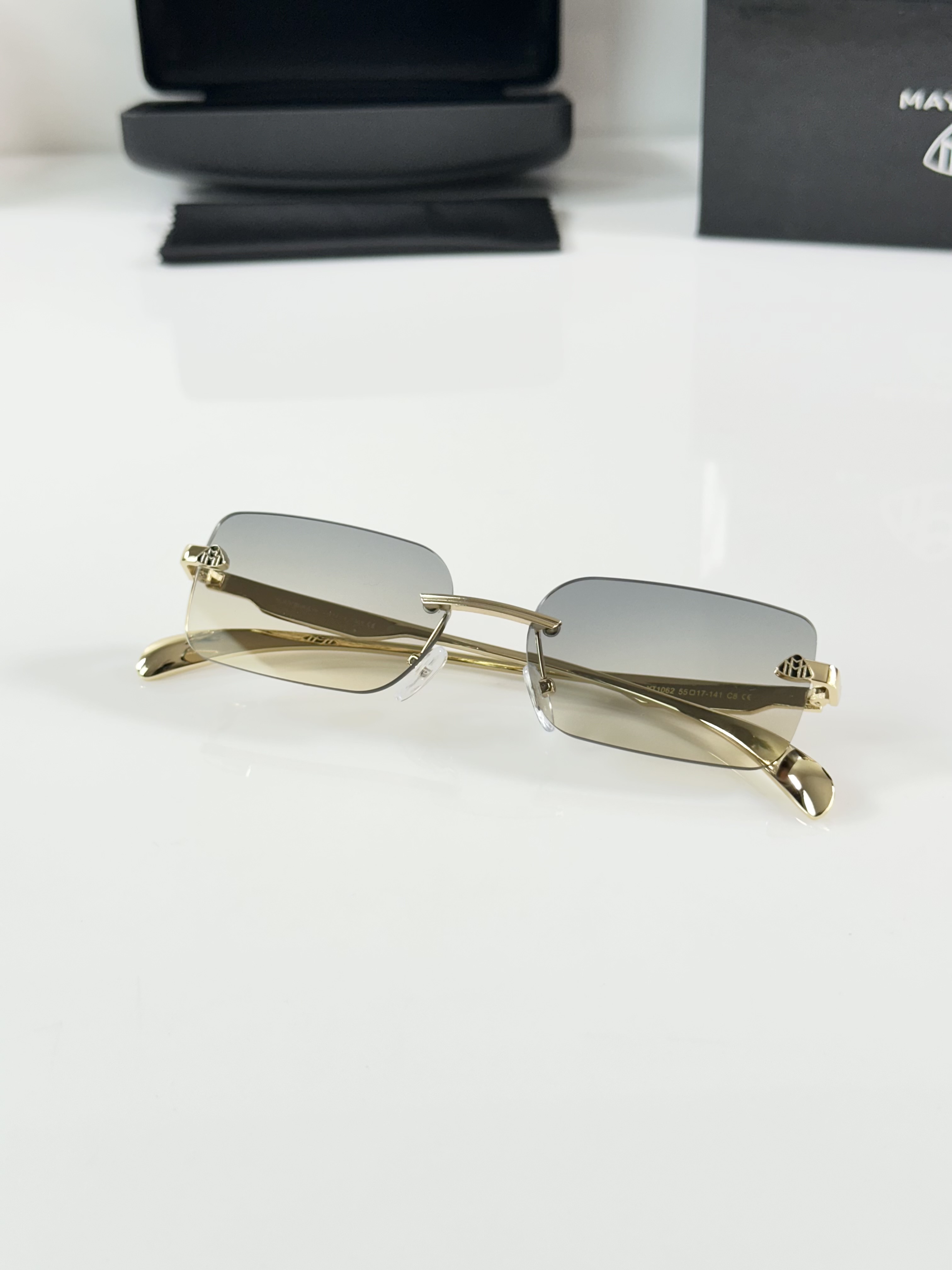 Maybach 1062 Gold Green DC - Image 4
