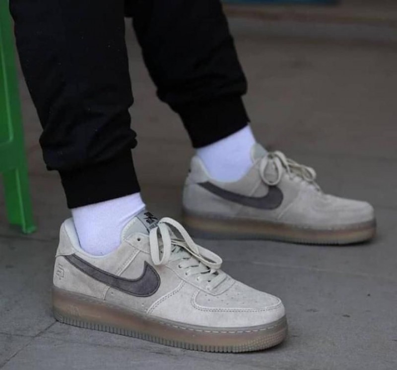 af1 x reigning champ