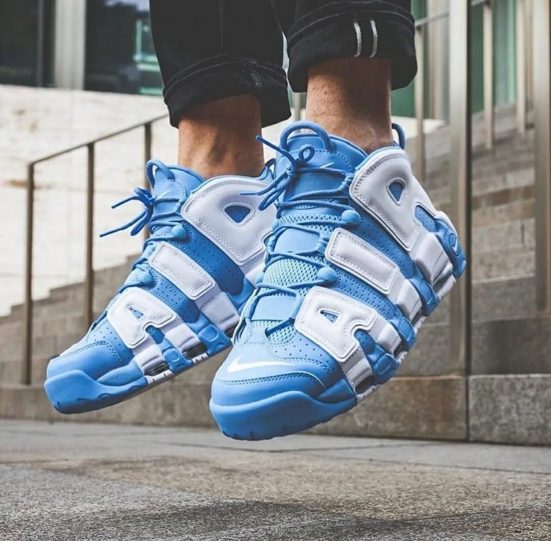nike uptempo sky blue