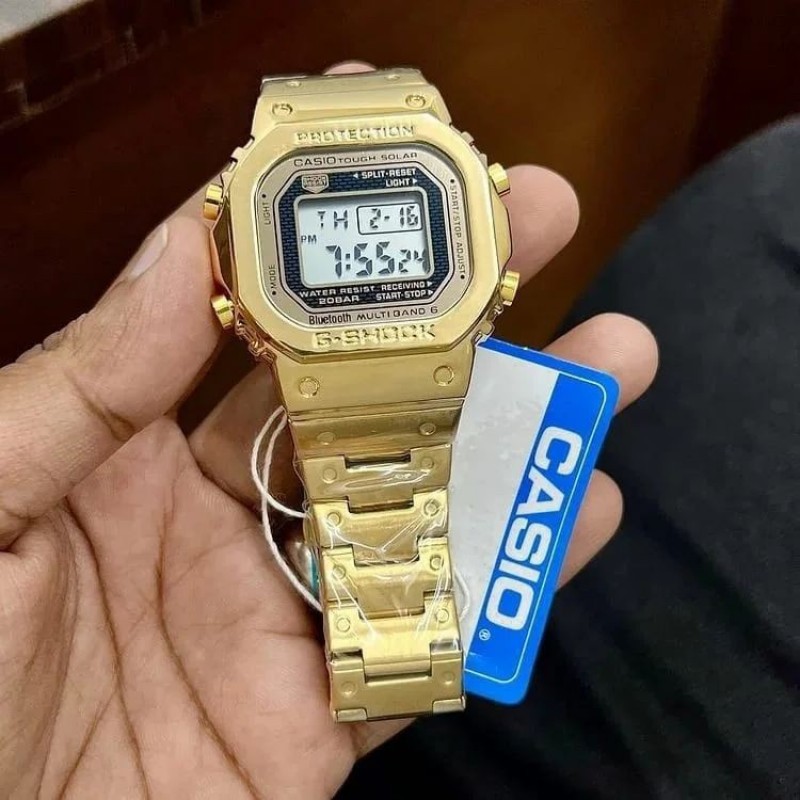 Alternative view of G Shock watch