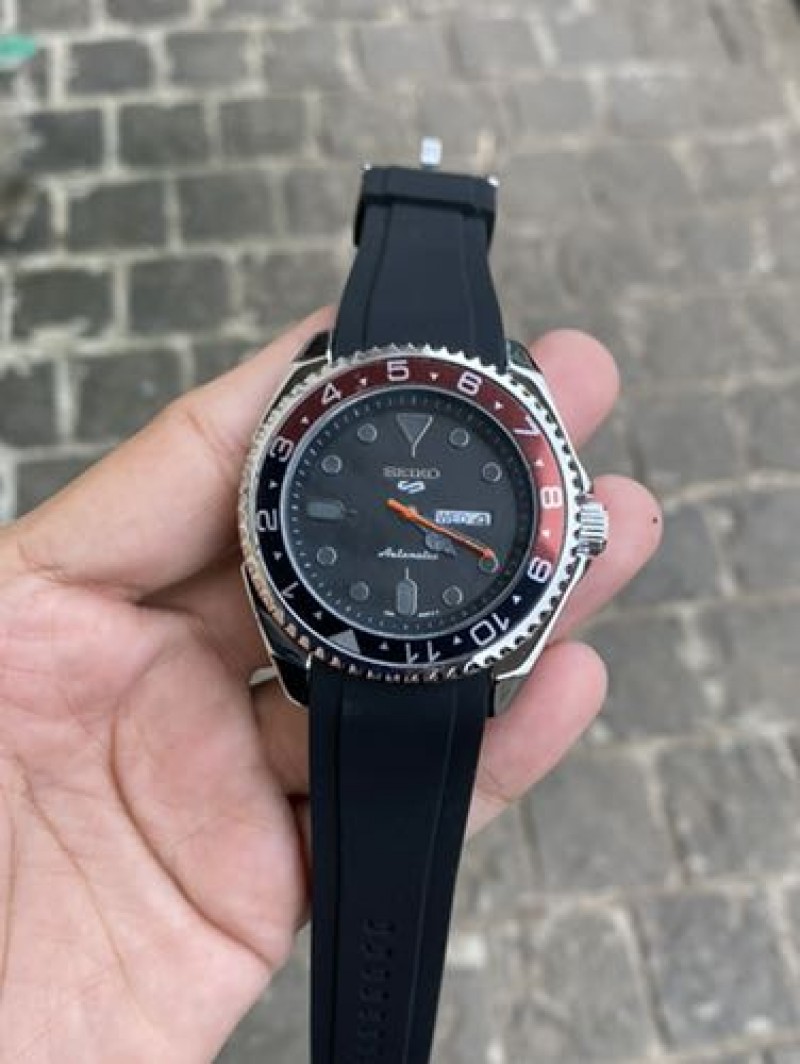 Seiko5 Dlw silver Pepsi