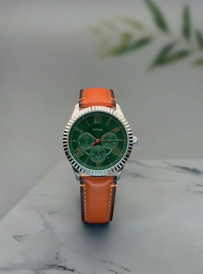 Alternative view of FOSIL WATCH M-235