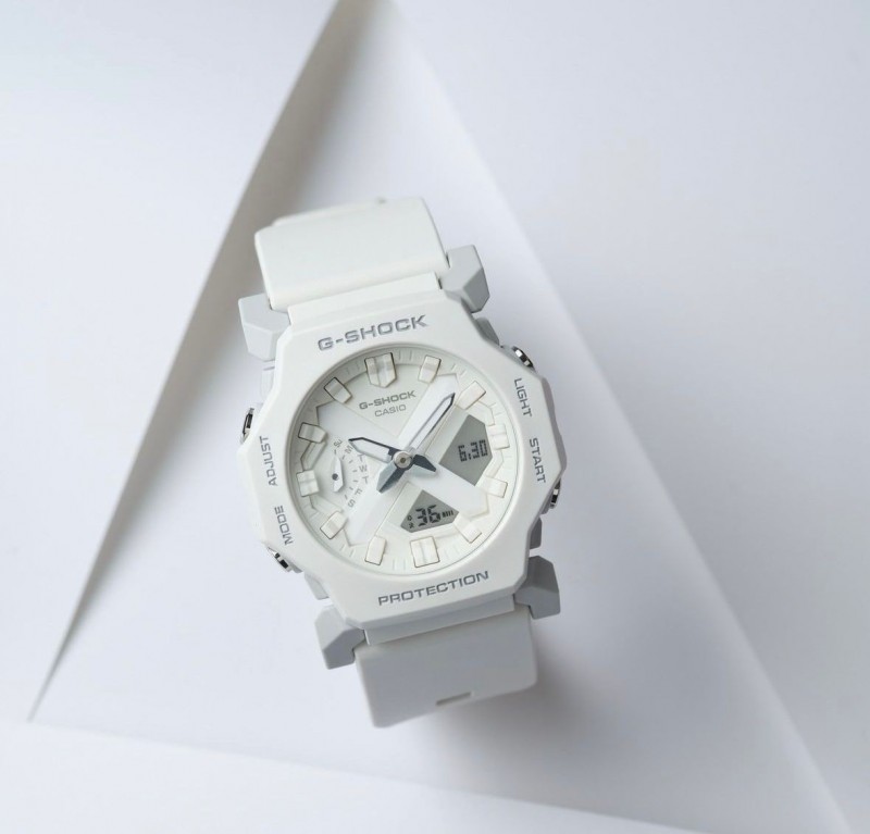 Alternative view of G SHOCK WATCH M-447