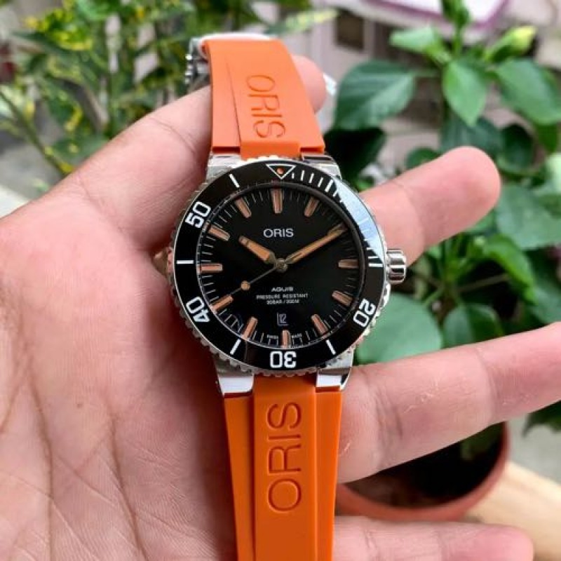 Oris Aquis Date Orange Silicon