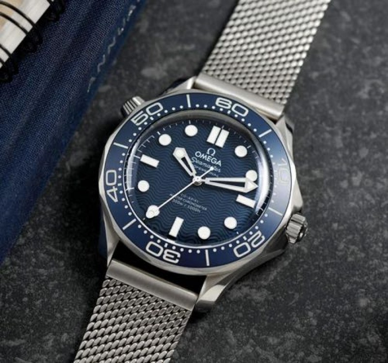 Omegha seamaster diver 300