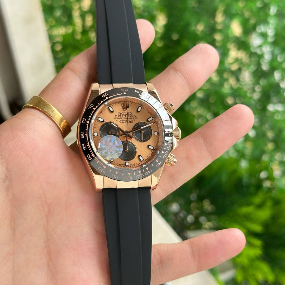 Alternative view of ROLLEX DAYTONA WATCHM-89