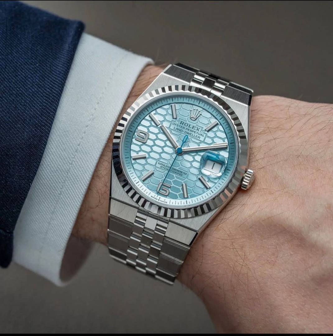 ROLLEX LAND DWELLER QUARTZ MOVEMENT WATCH