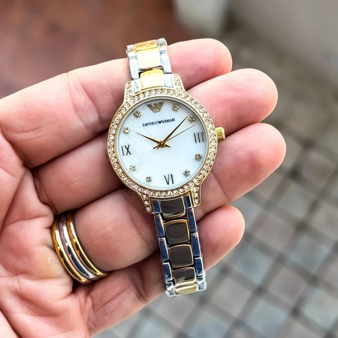 Emporio Arma i for her