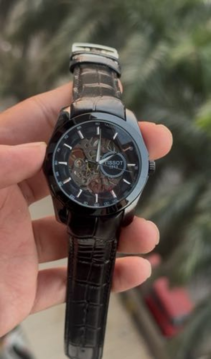 Alternative view of Tisot skeleton automatic