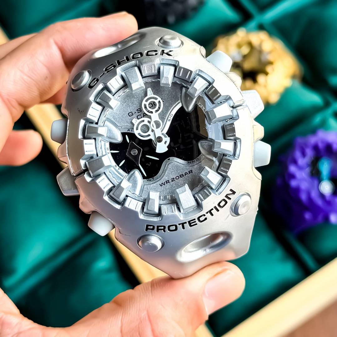 Alternative view of G shock Ga-V01 Watch