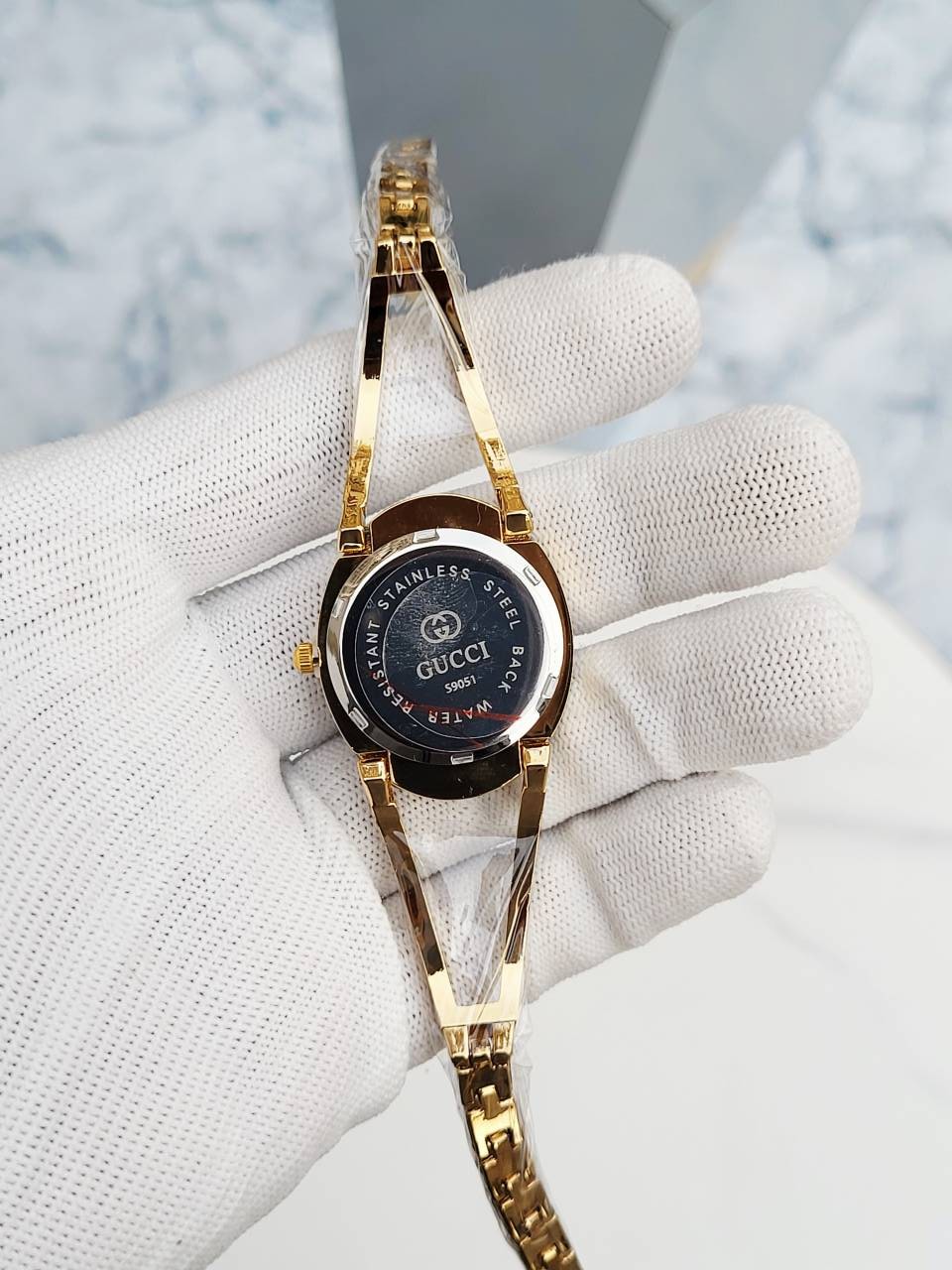 Alternative view of Guchi Women S9051 GOLD WHITE 357