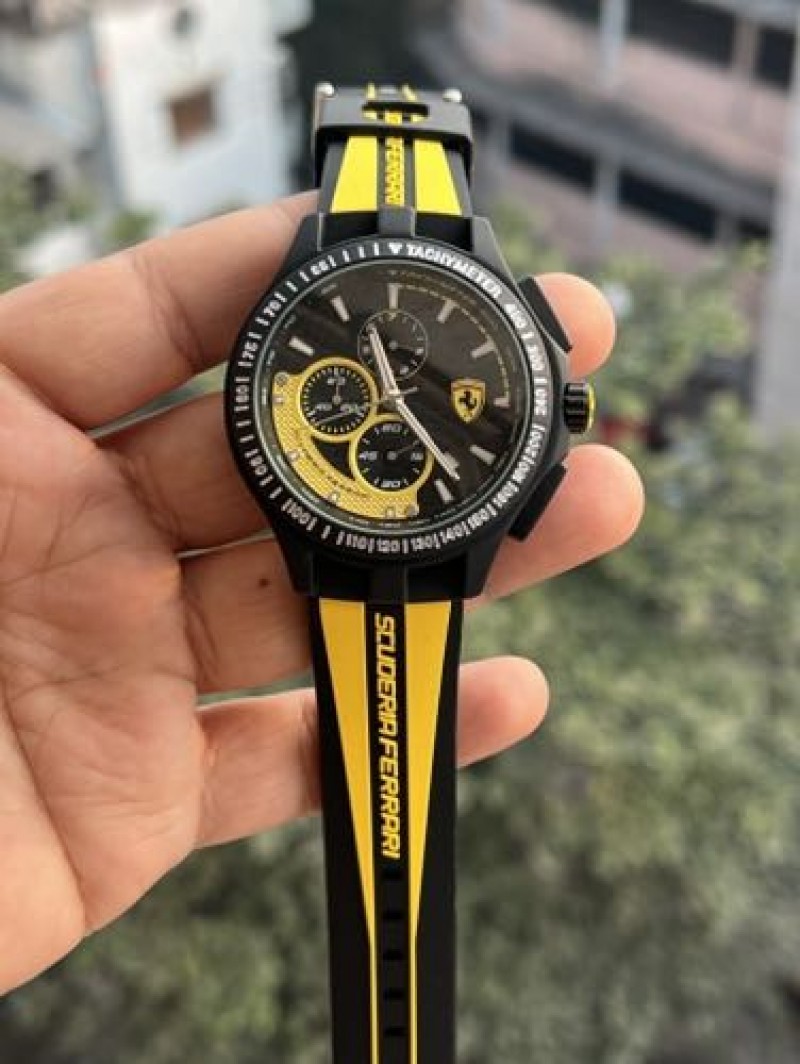 FERRARI WATCH