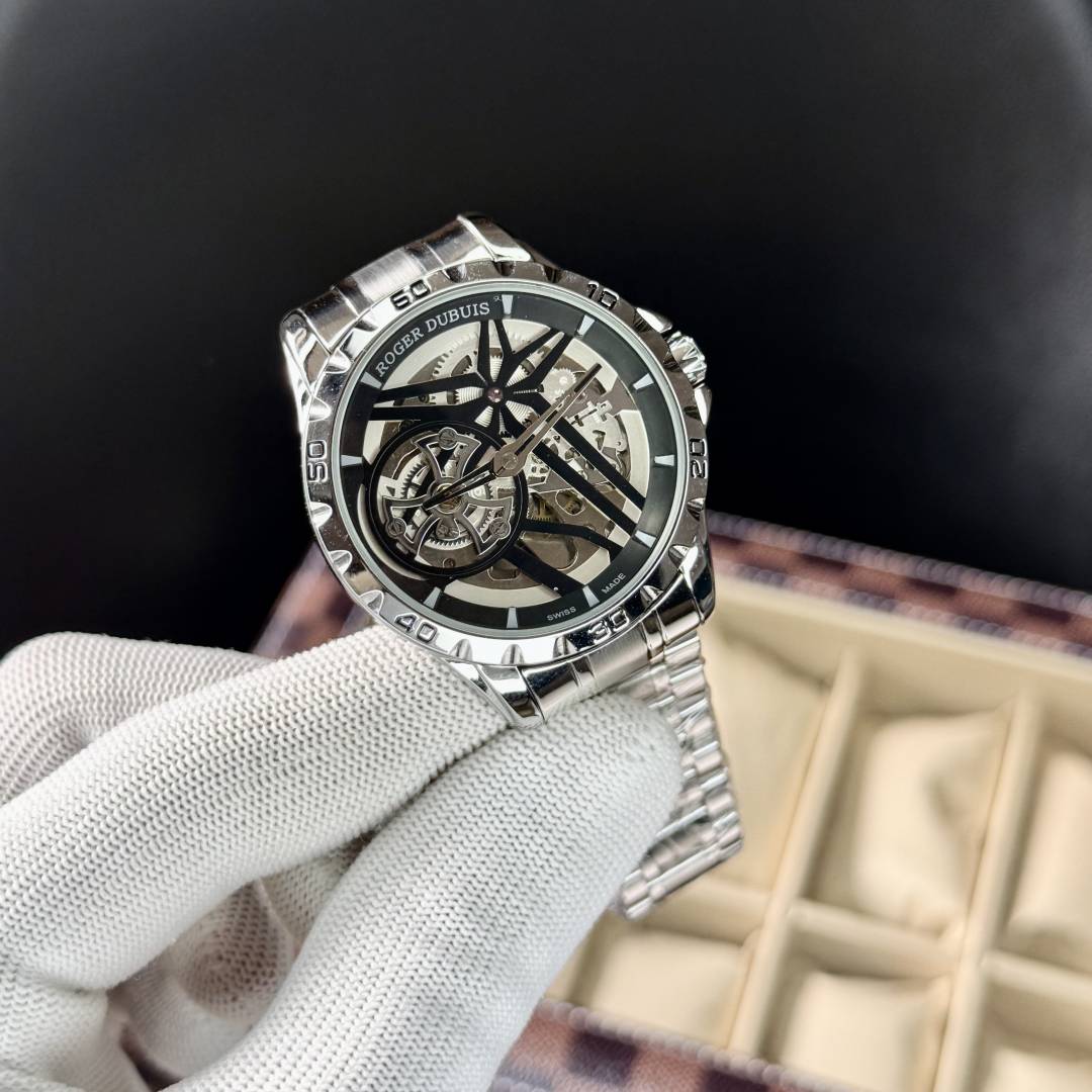 Roger Dubuis Automatic 017