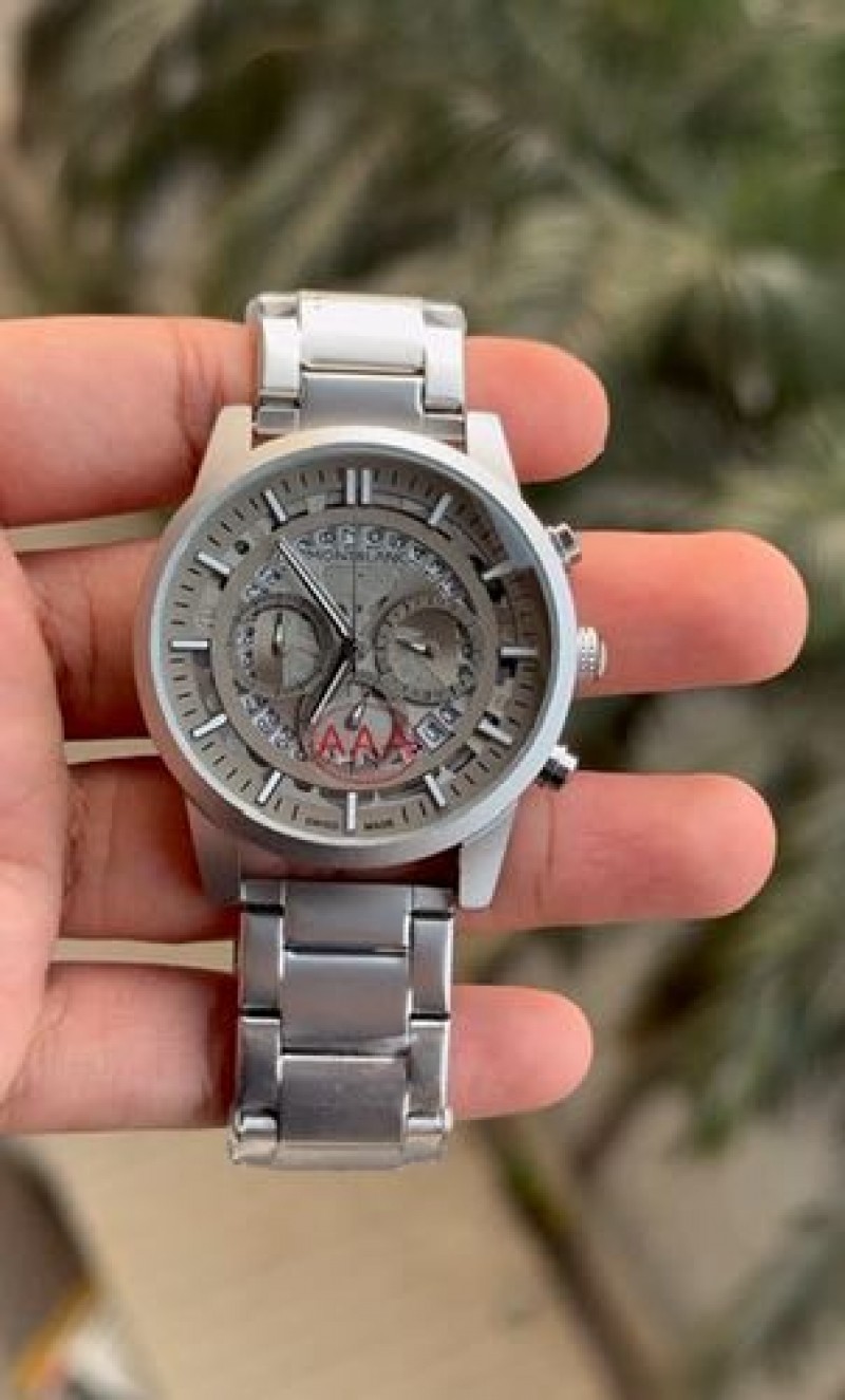 Alternative view of Mont Blanc Metal