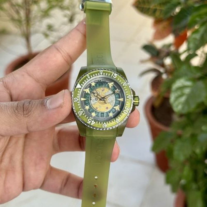 Guchi Dive Automatic Green